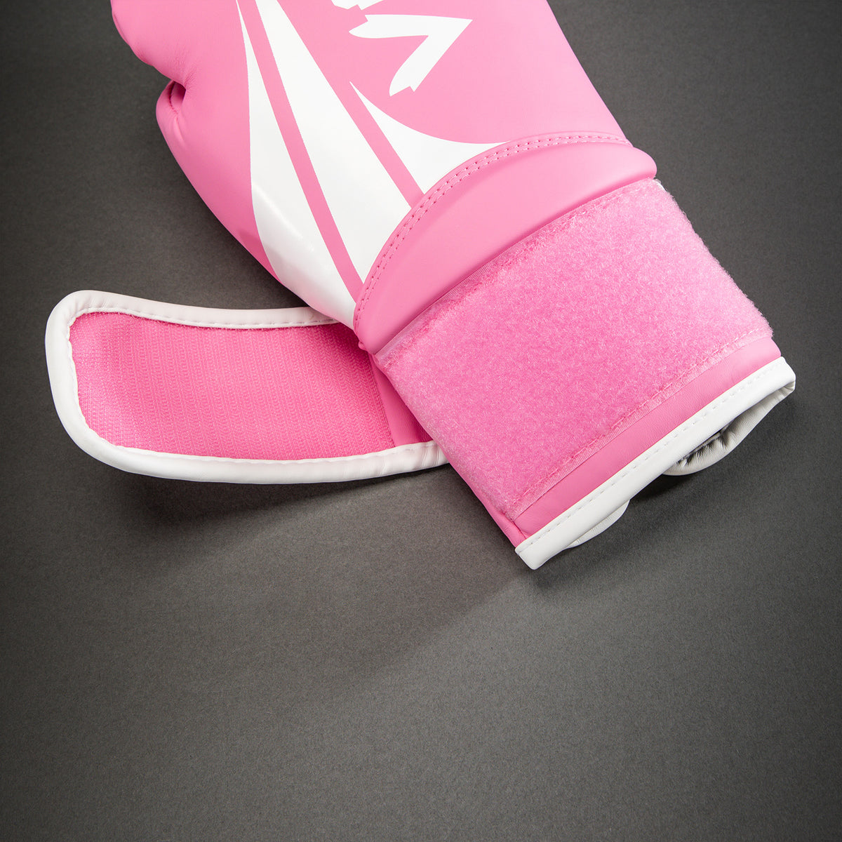 Gants de boxe Venum Challenger 2.5 - Rose/Blanc