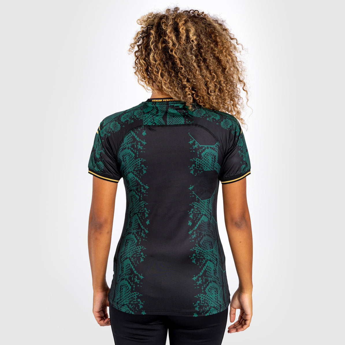 T-shirt Technique Personnalisé pour Femme UFC Adrenaline by Venum Authentic Fight Night - Emerald Edition - Vert/Noir/Or - product-type_T-Shirts Dry Tech