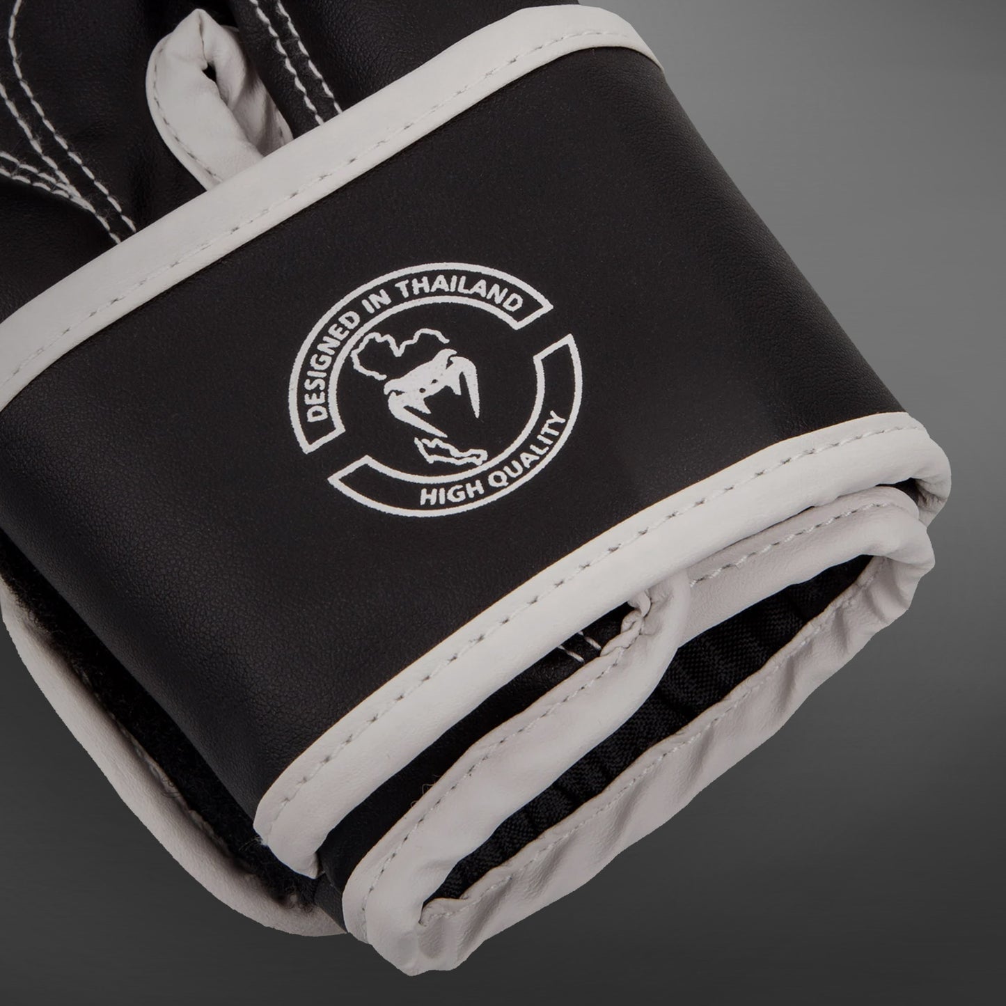 Gants de boxe Venum Challenger 2.0 pour Enfants - Noir/Blanc - product-type_Gants de boxe