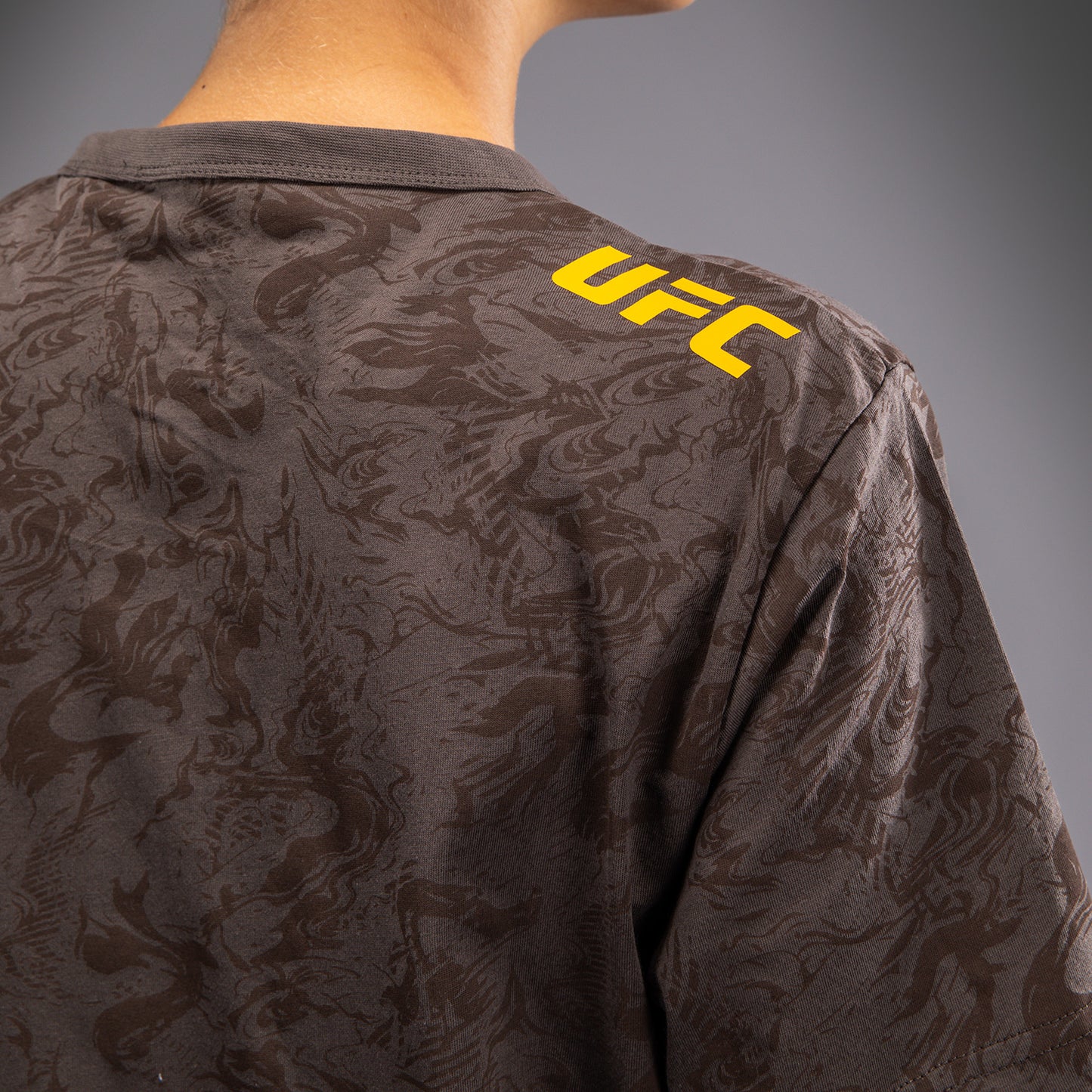 T-shirt en Coton à Manches Courtes pour Femmes UFC Fusion by Venum Fight Week - Marron Terrestre - product-type_T-Shirts