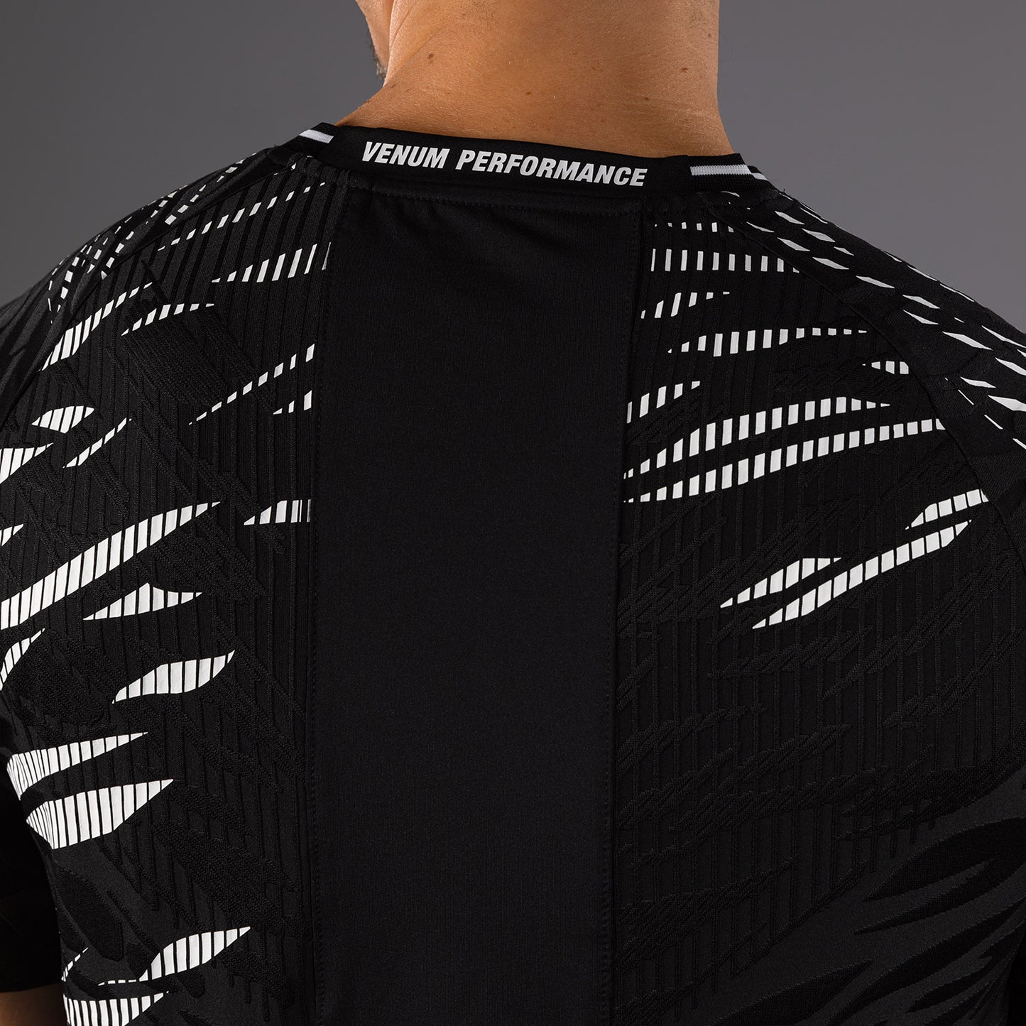 T-shirt Dry-Tech pour Hommes UFC Fusion by Venum Authentic Fight Night - Noir - product-type_T-Shirts Dry Tech