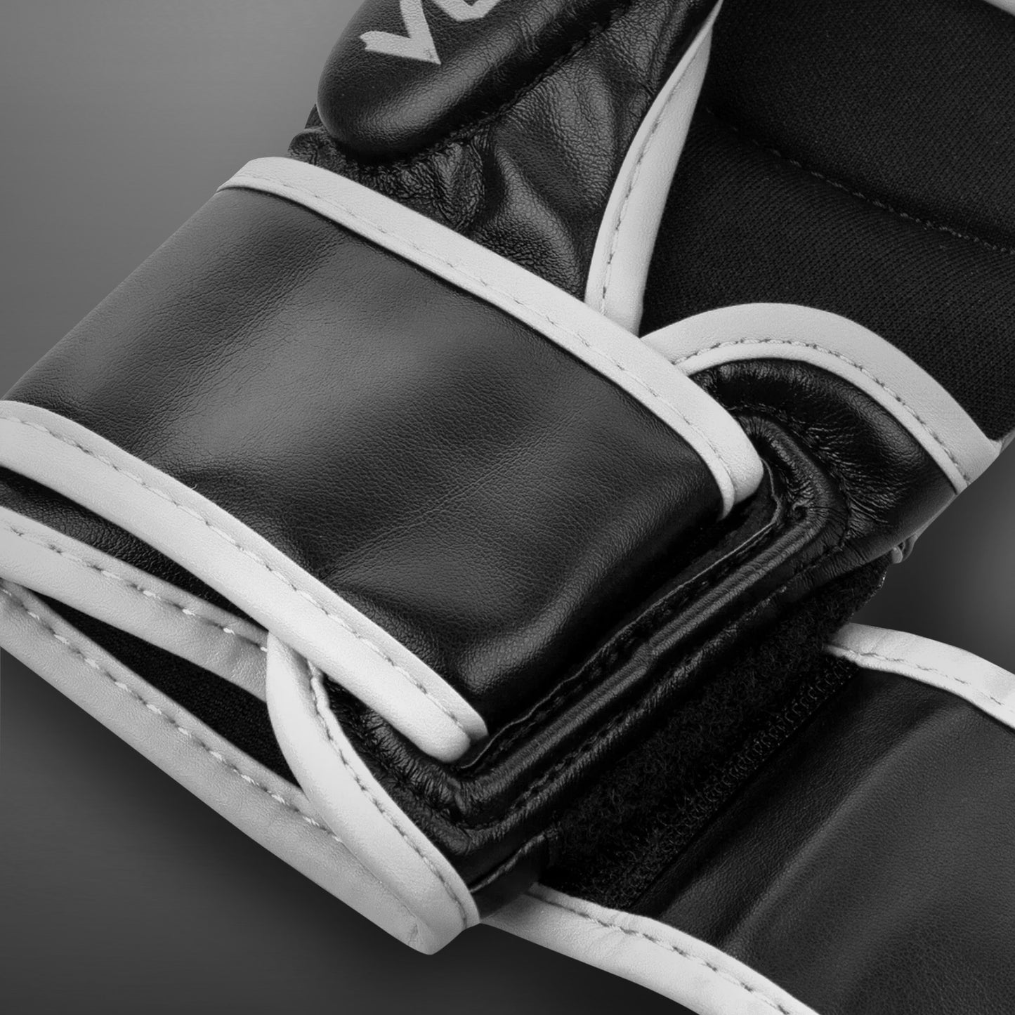 Gants de sparring Noir/Blanc Venum Challenger 3.0 - product-type_Gants de Sparring