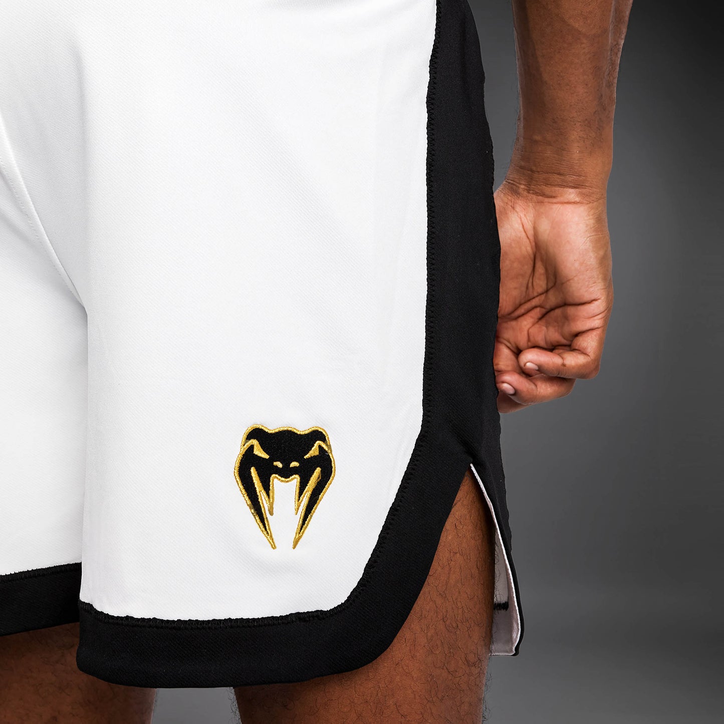Short de boxe Venum Classic - Blanc/Noir - product-type_Shorts de boxe