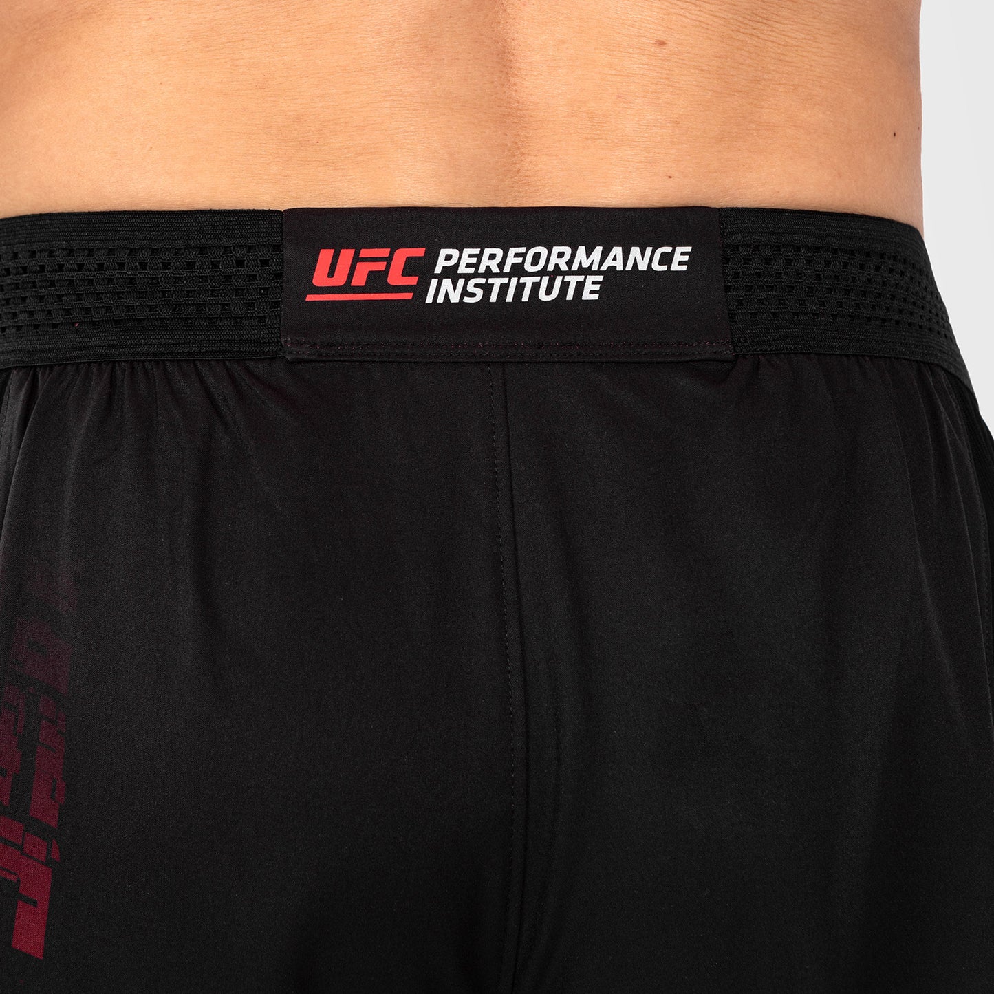 Short de performance pour hommes UFC Venum Performance Institute 2.0 - Noir/Rouge - product-type_Shorts de training