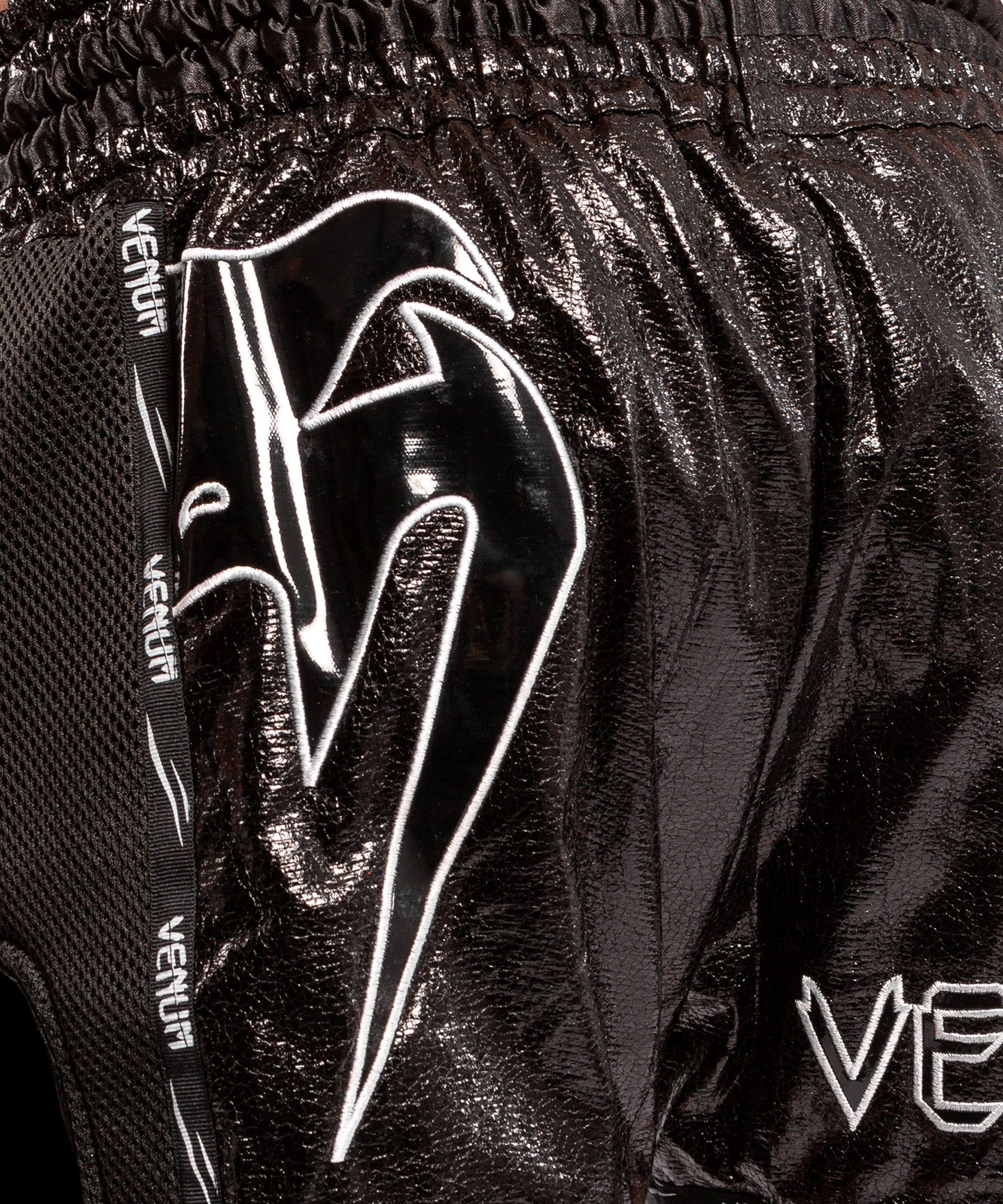 Short de Muay Thai Venum Giant Infinite - Noir/Noir - product-type_Shorts de Muay Thai