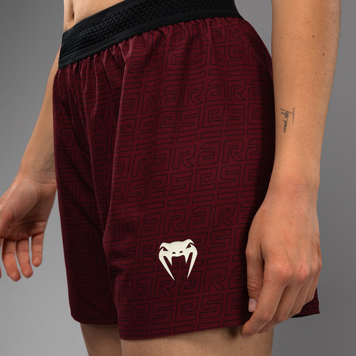 Short d'Entraînement pour FemmesVenum x Ares - Bordeaux - product-type_Shorts de MMA