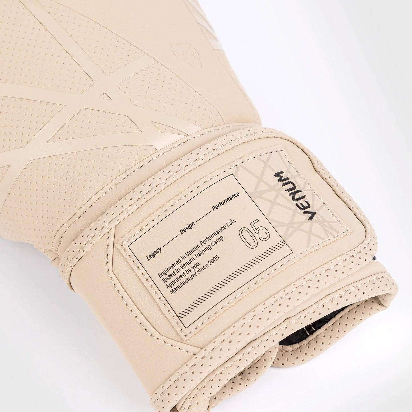 Gants de boxe Venum Tecmo 2.0 - Beige - product-type_Gants de boxe