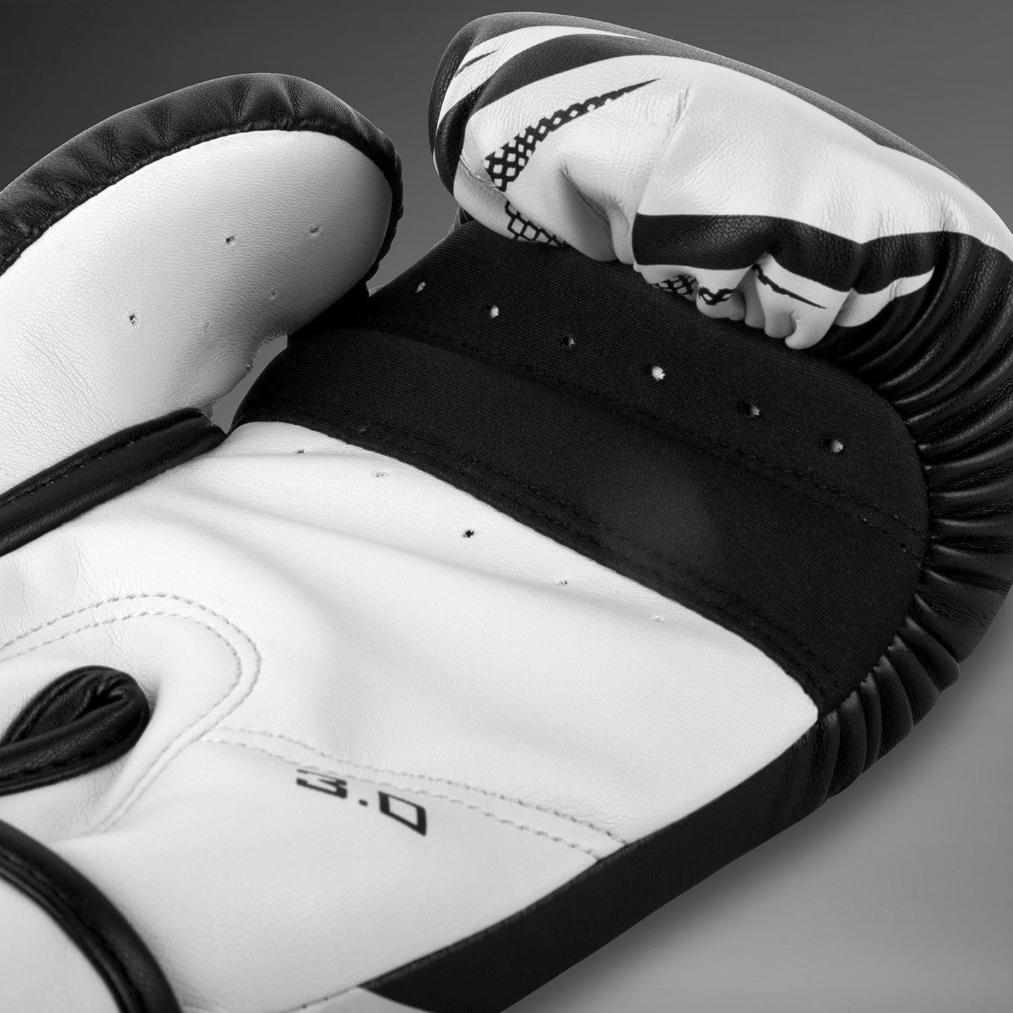 Gants de boxe Venum Challenger 3.0 – Noir/Blanc
