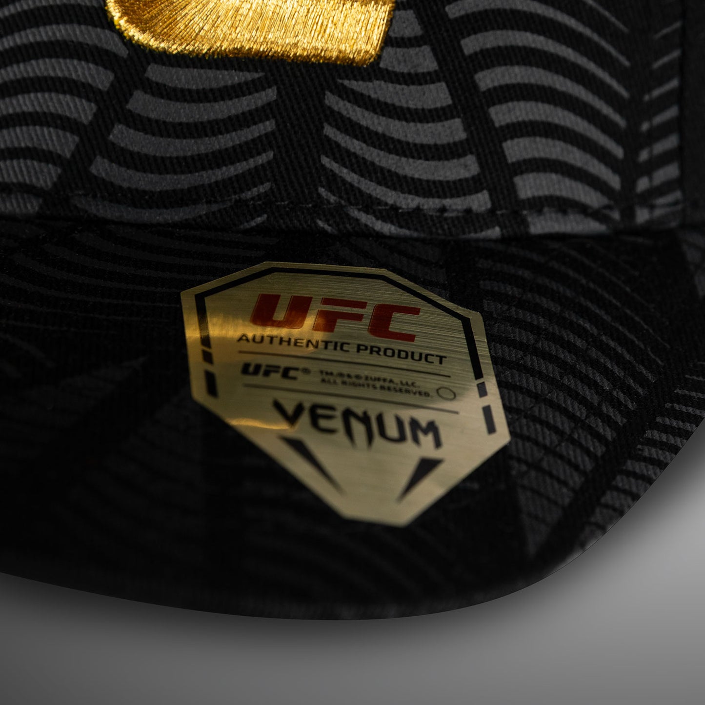 Casquette UFC Zenith by Venum Authentic Fight Night - Noir/Doré