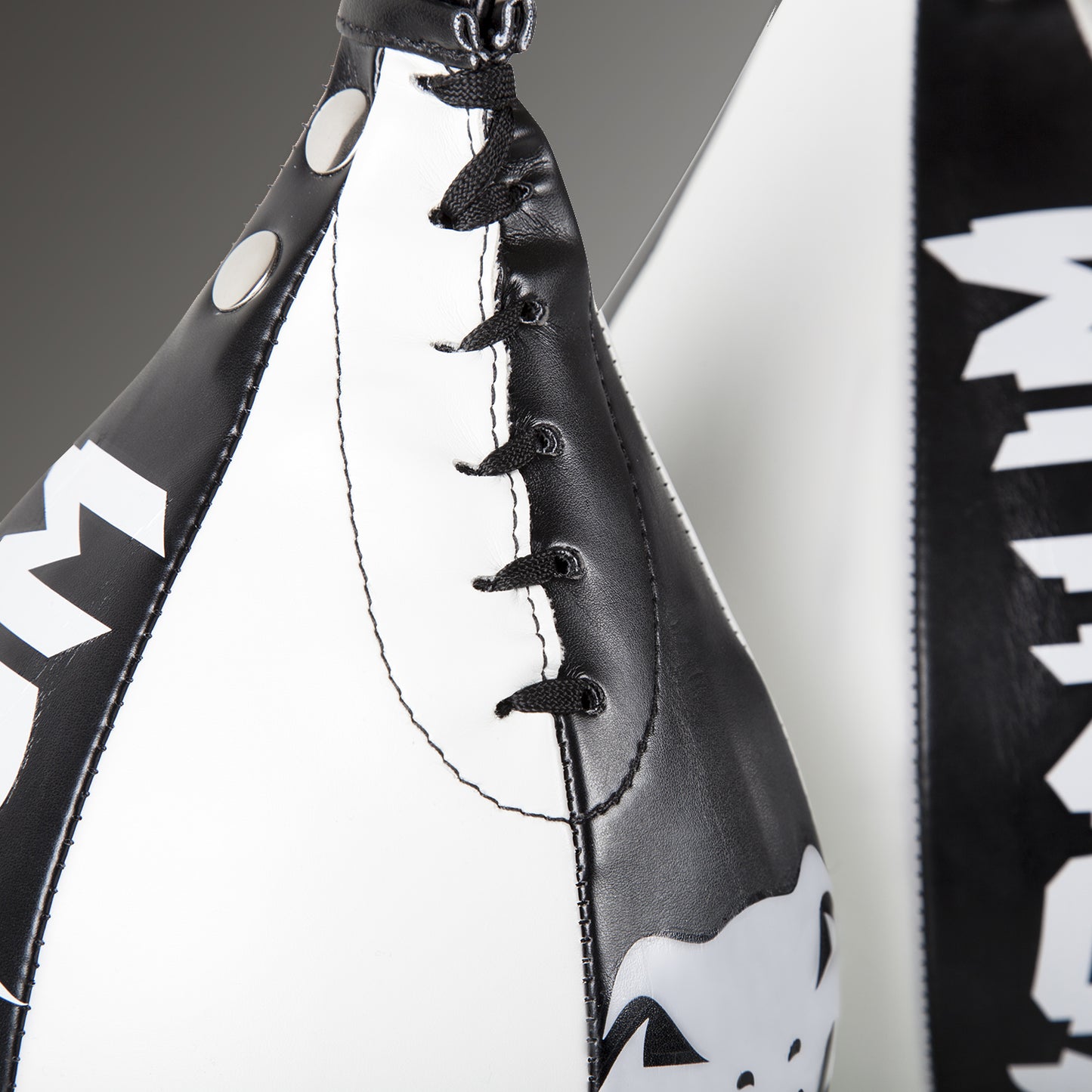 Poire de vitesse Venum "Speed Bag" - Noir/Blanc - product-type_Poires de vitesse