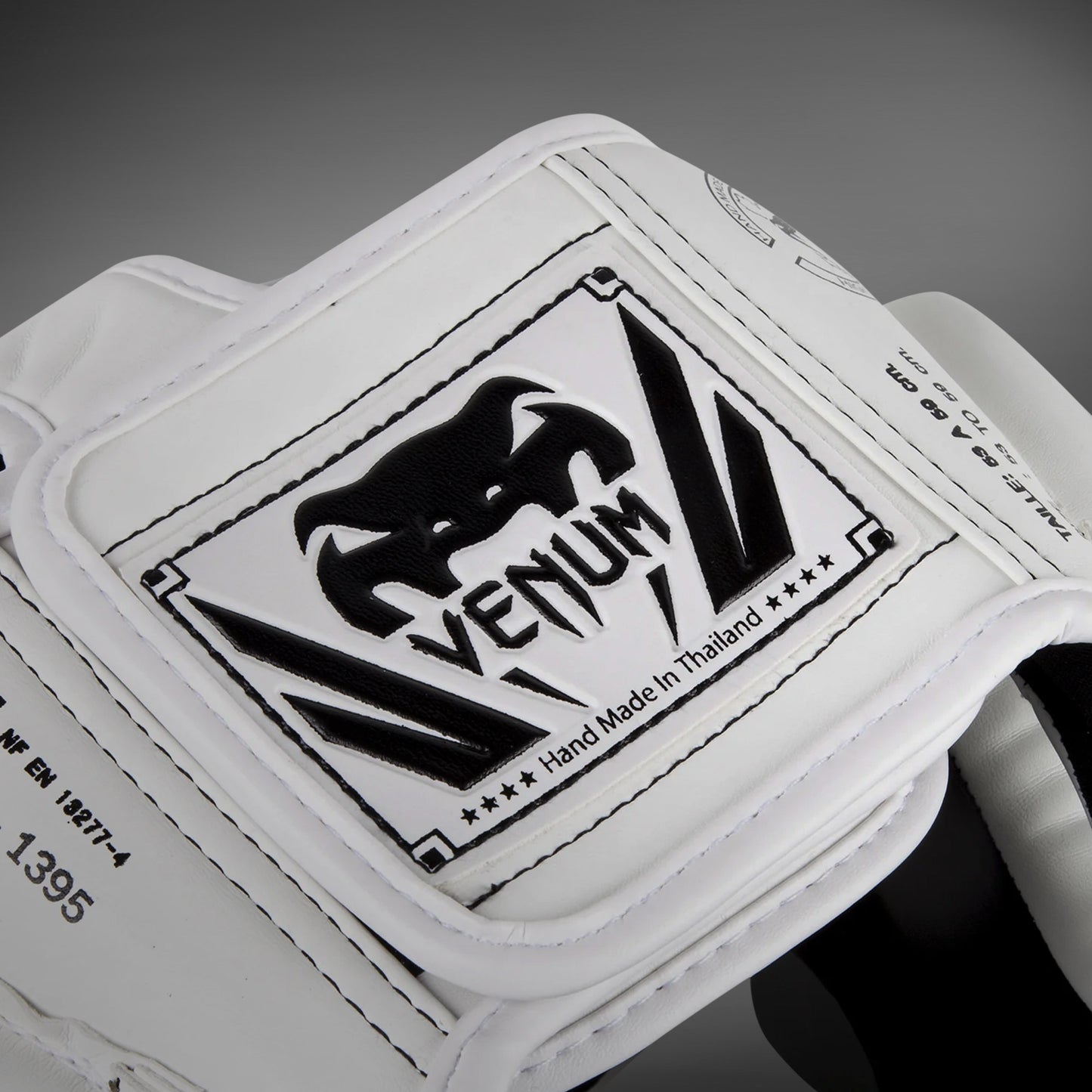 Casque de Boxe Venum Elite – Blanc/Noir - product-type_Casques de boxe