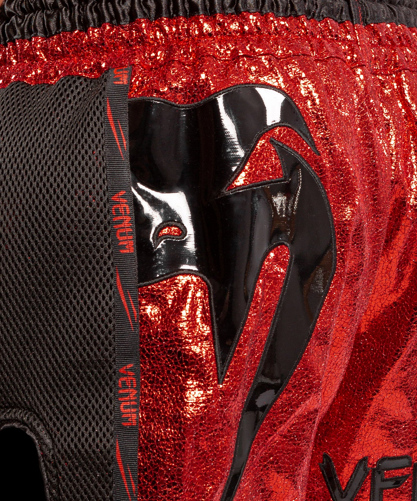 Short de Muay Thai Venum Giant Foil - Rouge/Noir - Shorts de boxe thaï