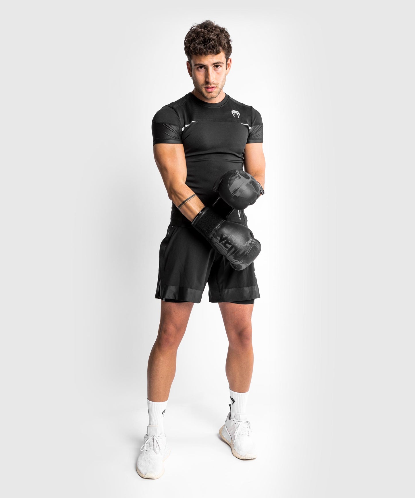 T-Shirt de compression Manches Courtes Venum tempest 2.0 – Noir/Gris - T-shirts de compression