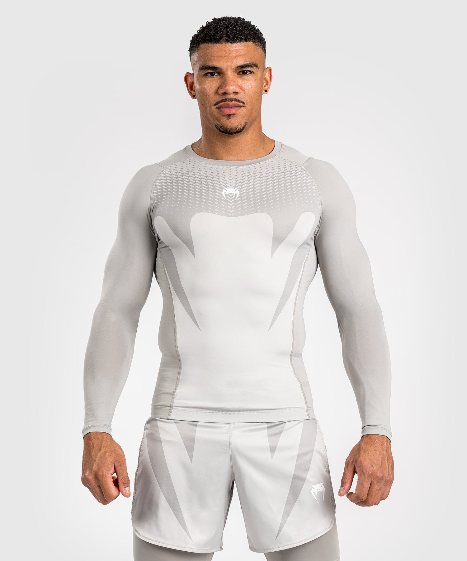 Rashguard à Manches Longues pour Hommes Venum Attack - Sable - T-shirts de compression