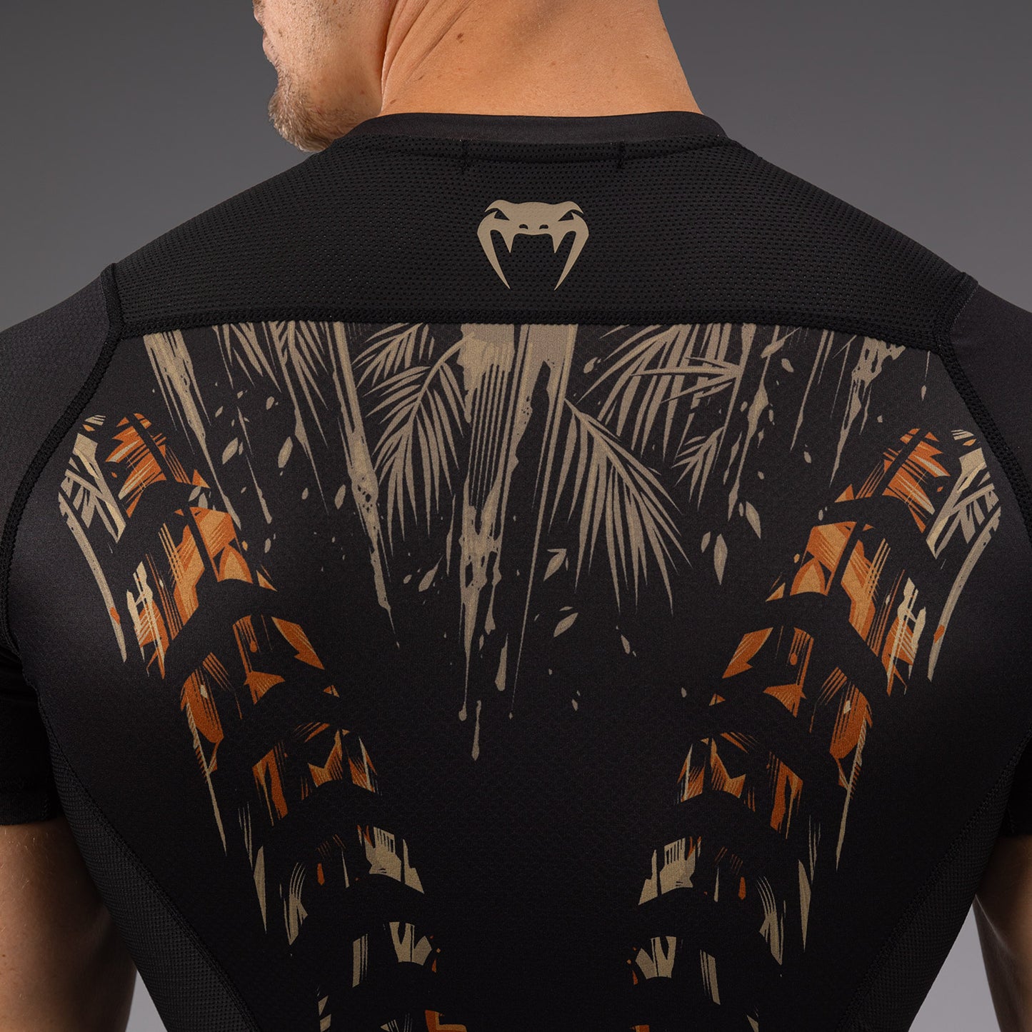 Rashguard à Manches Courtes Venum Tiger pour Hommes - Noir/Orange Néon - product-type_T-Shirts de Compression
