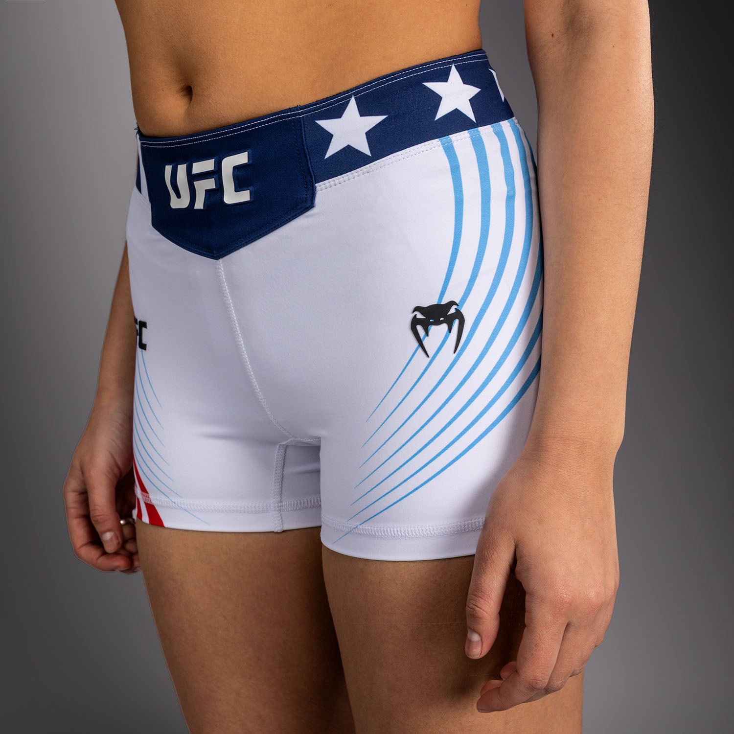 Official UFC Freedom 250 by Venum Authentic Short Vale Tudo coupe courte pour femme - Blanc - product-type_Shorts de compression
