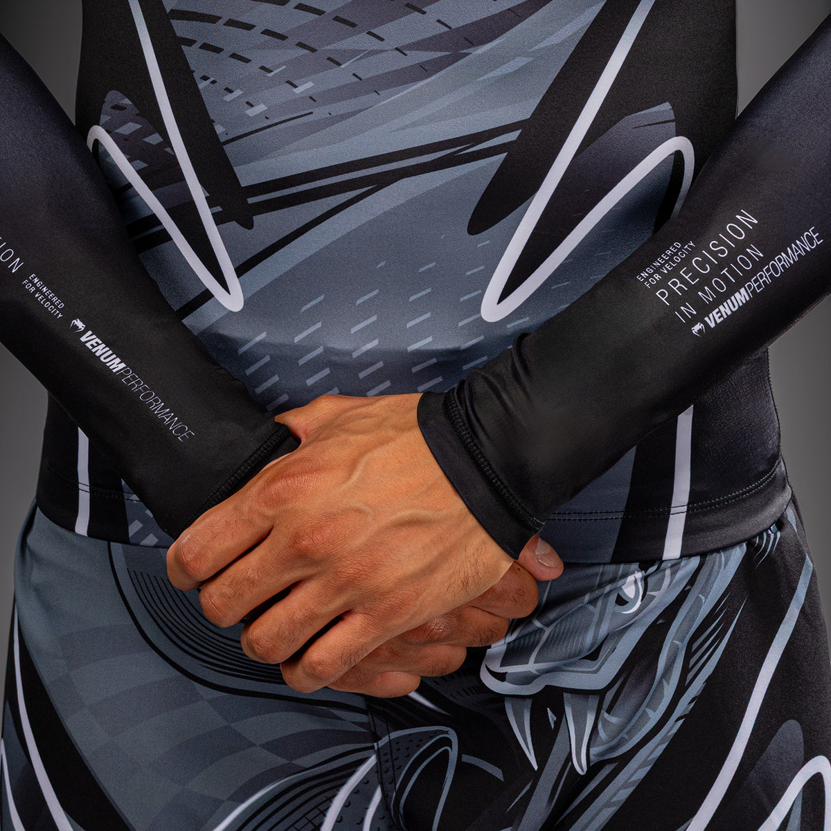 Rashguard manches longues Venum Crimson Viper 2.0 - Noir/Gris