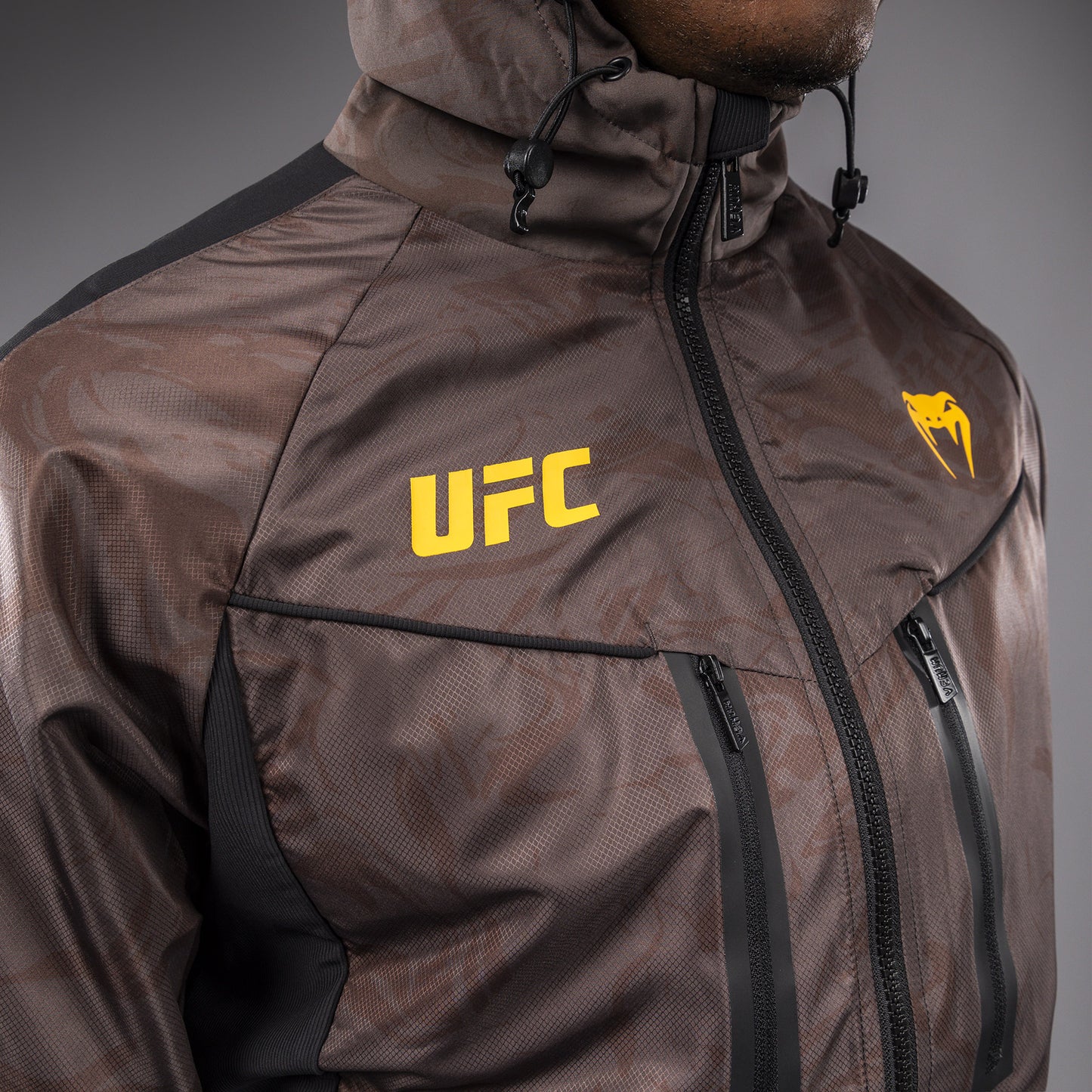 Veste à Capuche Zippé pour Hommes UFC Fusion by Venum Fight Week - Marron Terrestre - product-type_Vestes