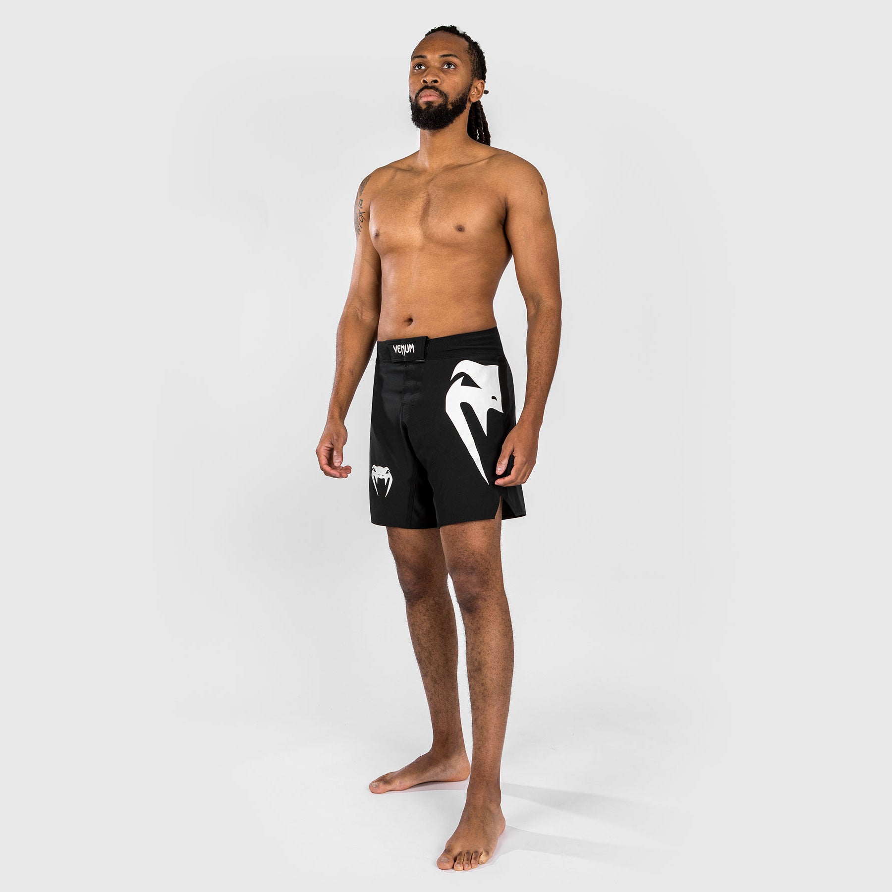 Venum Light 5.0 Short de combat - Noir/Blanc - product-type_Shorts de MMA