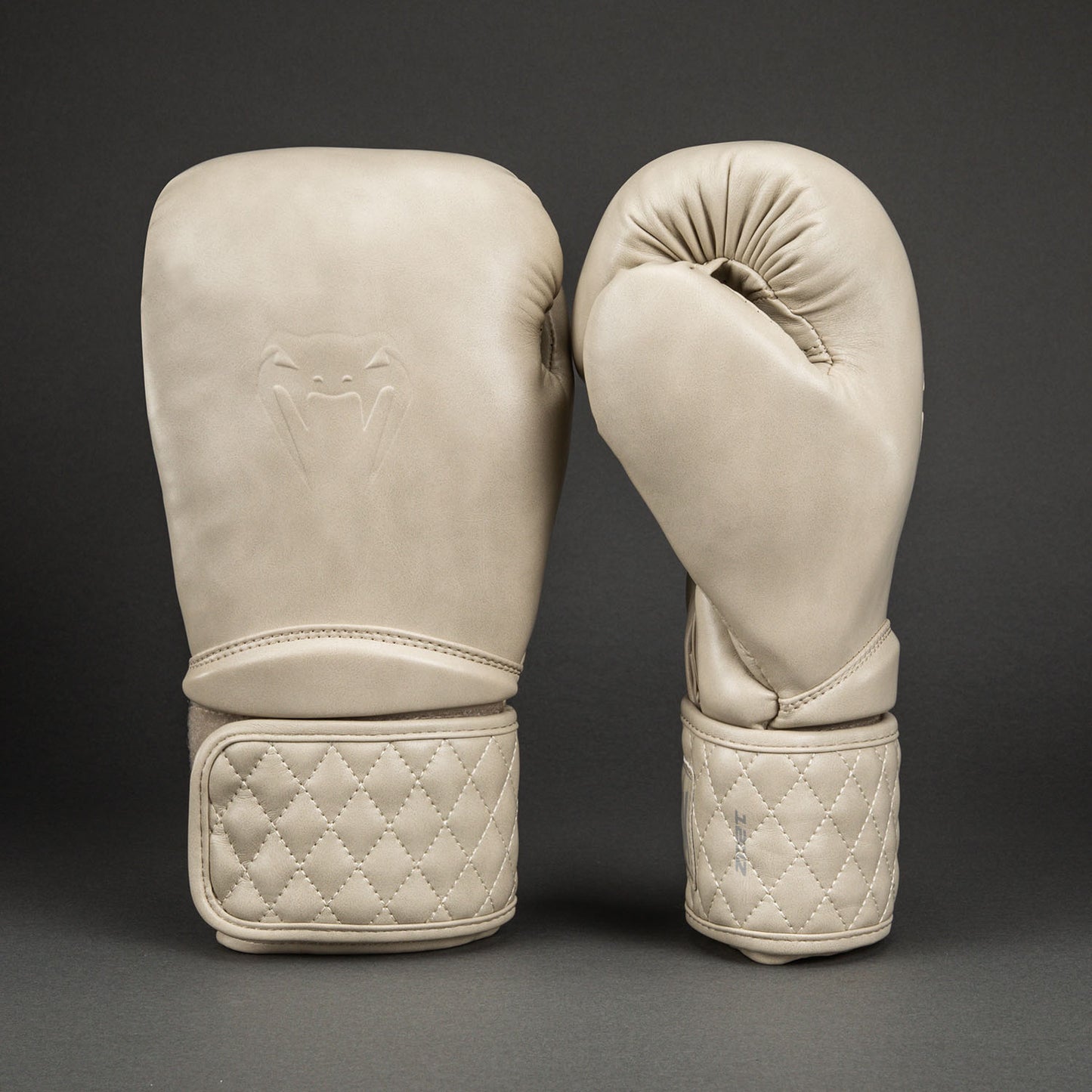 Gants de Boxe Venum Impact Classic - Ivoire - product-type_Gants de boxe