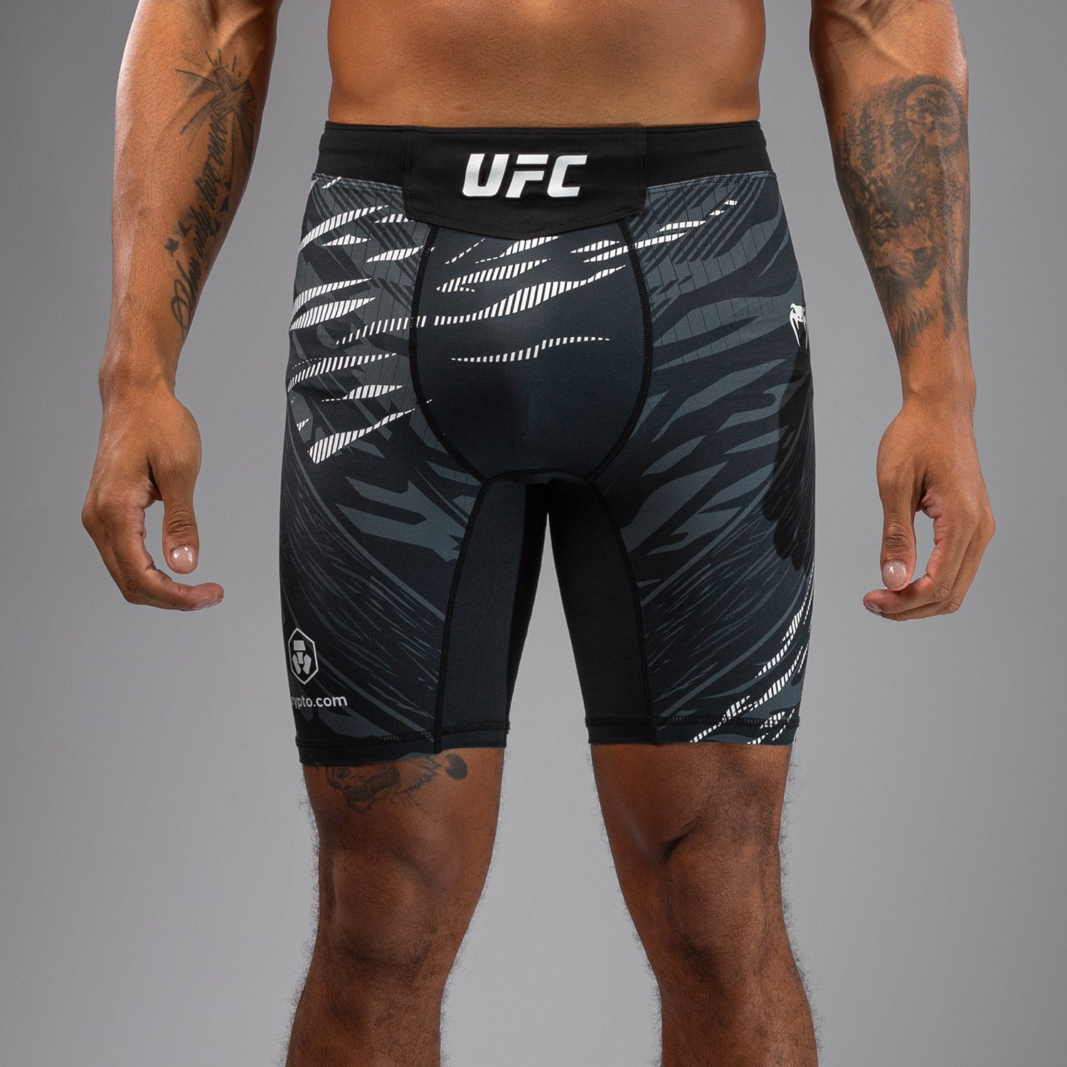Shorts Vale Tudo pour Hommes UFC Fusion by Venum Personnalisé Authentic Fight Night - Noir - product-type_Shorts de MMA