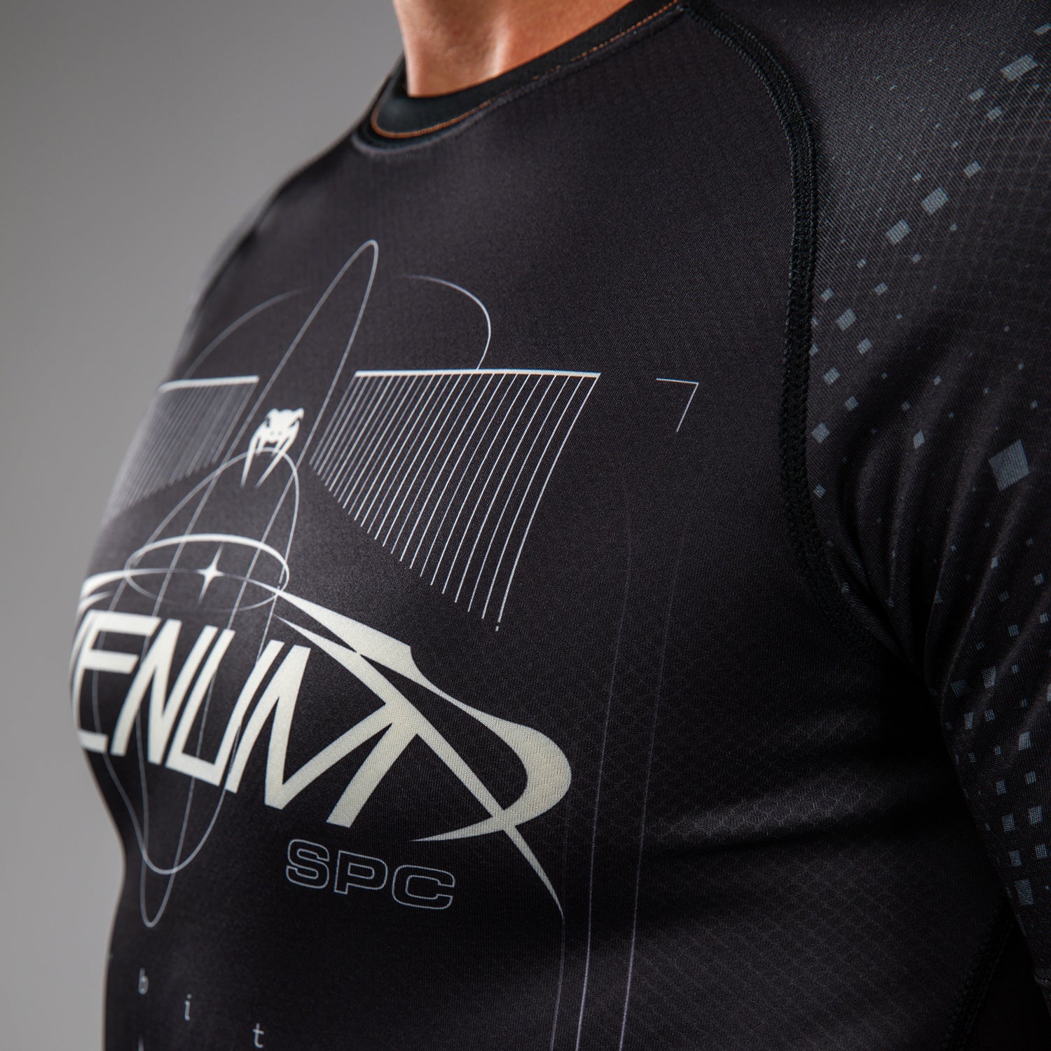 Rashguard Manches Courtes Venum Eclipse – Noir/Ivoire - product-type_T-Shirts de Compression
