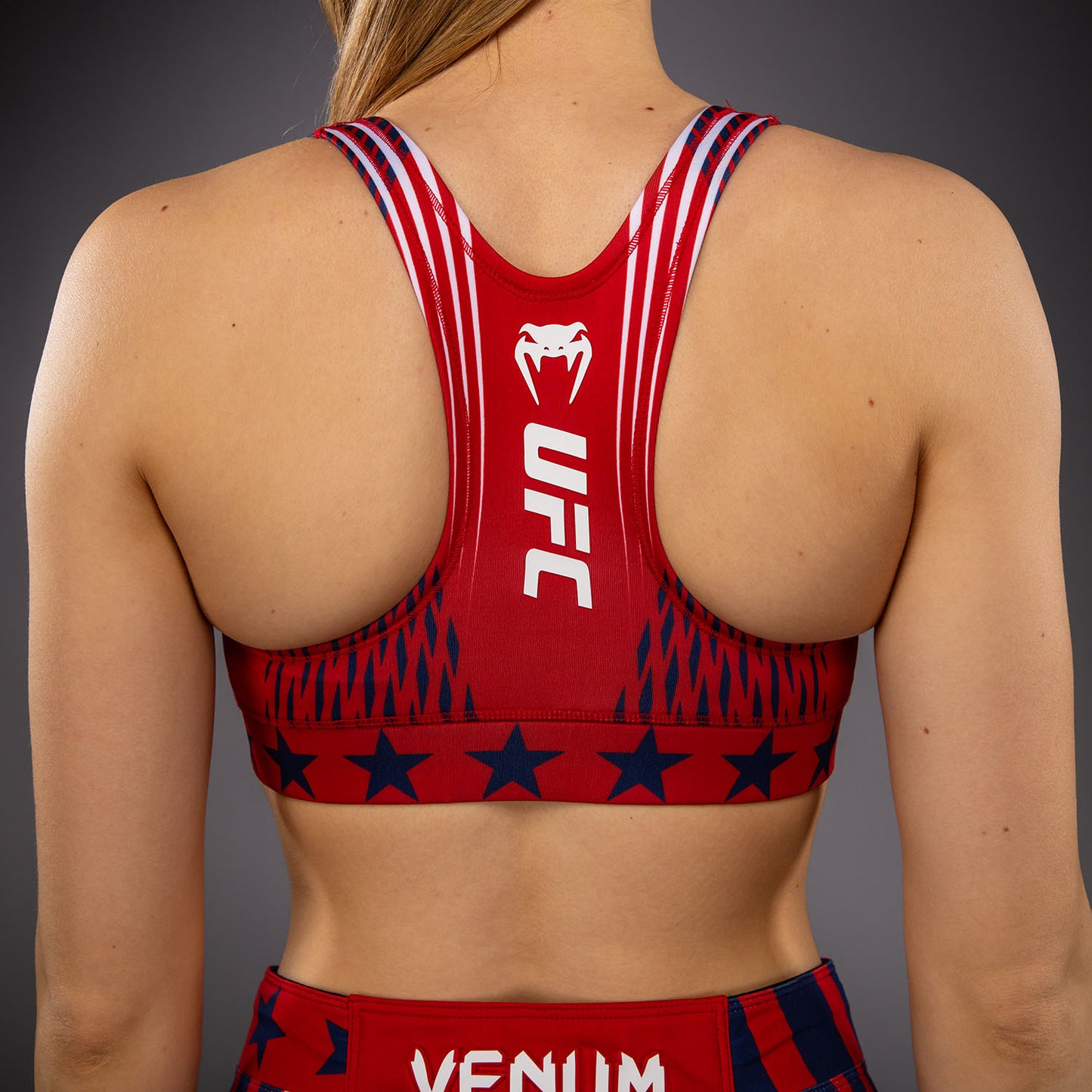 Official UFC Freedom 250 by Venum Authentic Fight Night Brassière de sport pour femme - Rouge - product-type_Brassières de sport