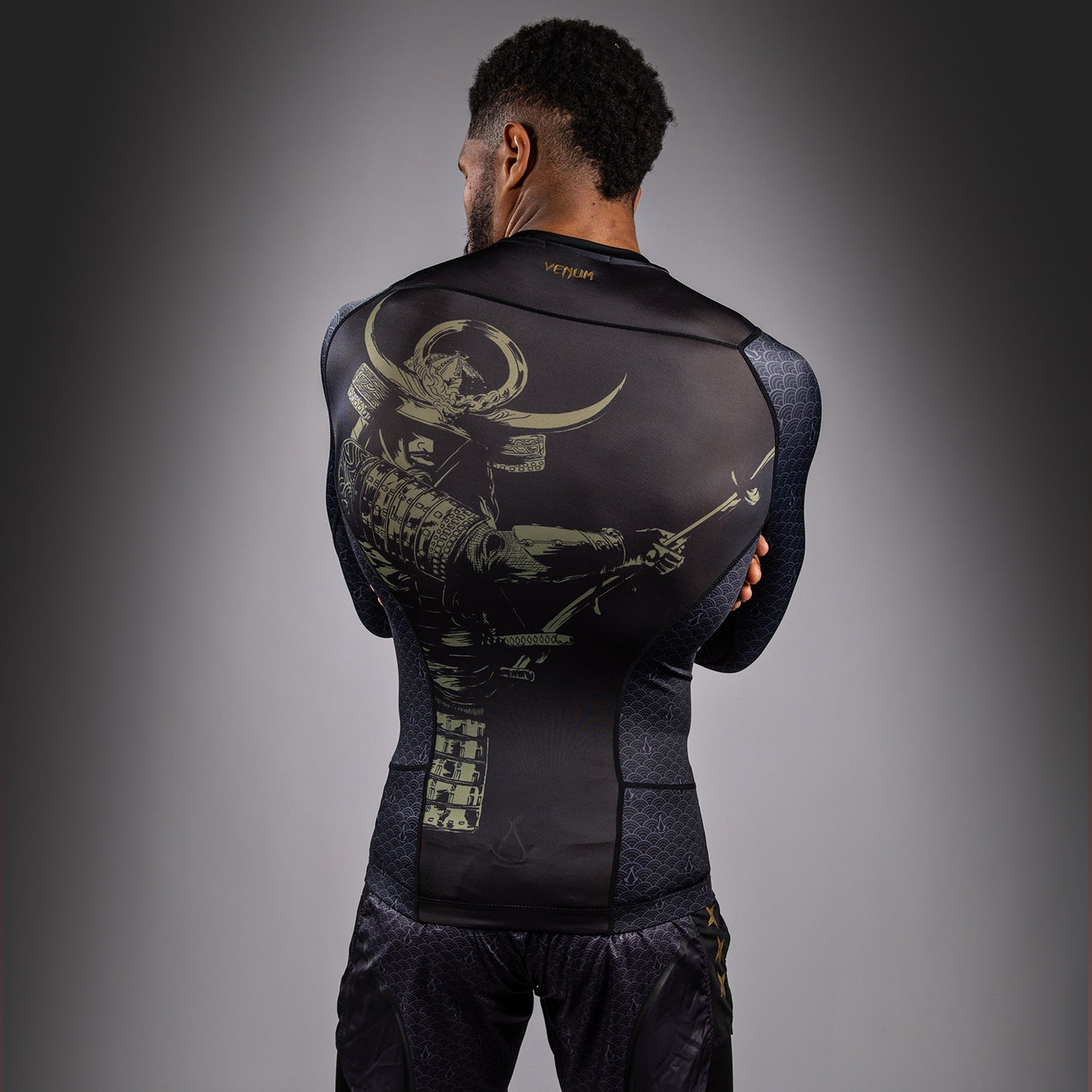 Rashguard Manches Longues Venum x Assassin's Creed Shadows - Noir - product-type_T-Shirts de Compression
