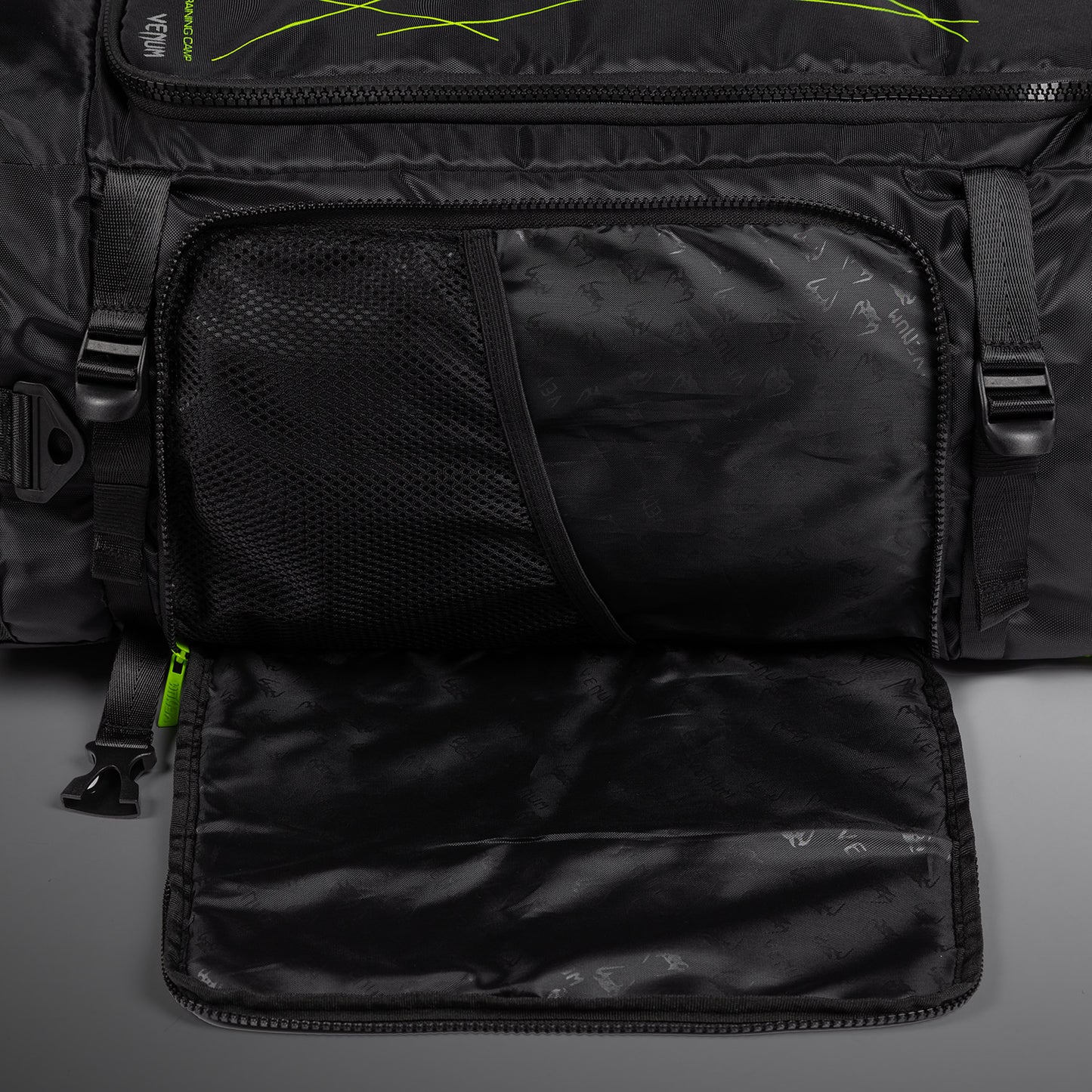 Sac de sport Venum Training Camp 4.0 - Noir/Vert Fluo - product-type_Sacs de sport