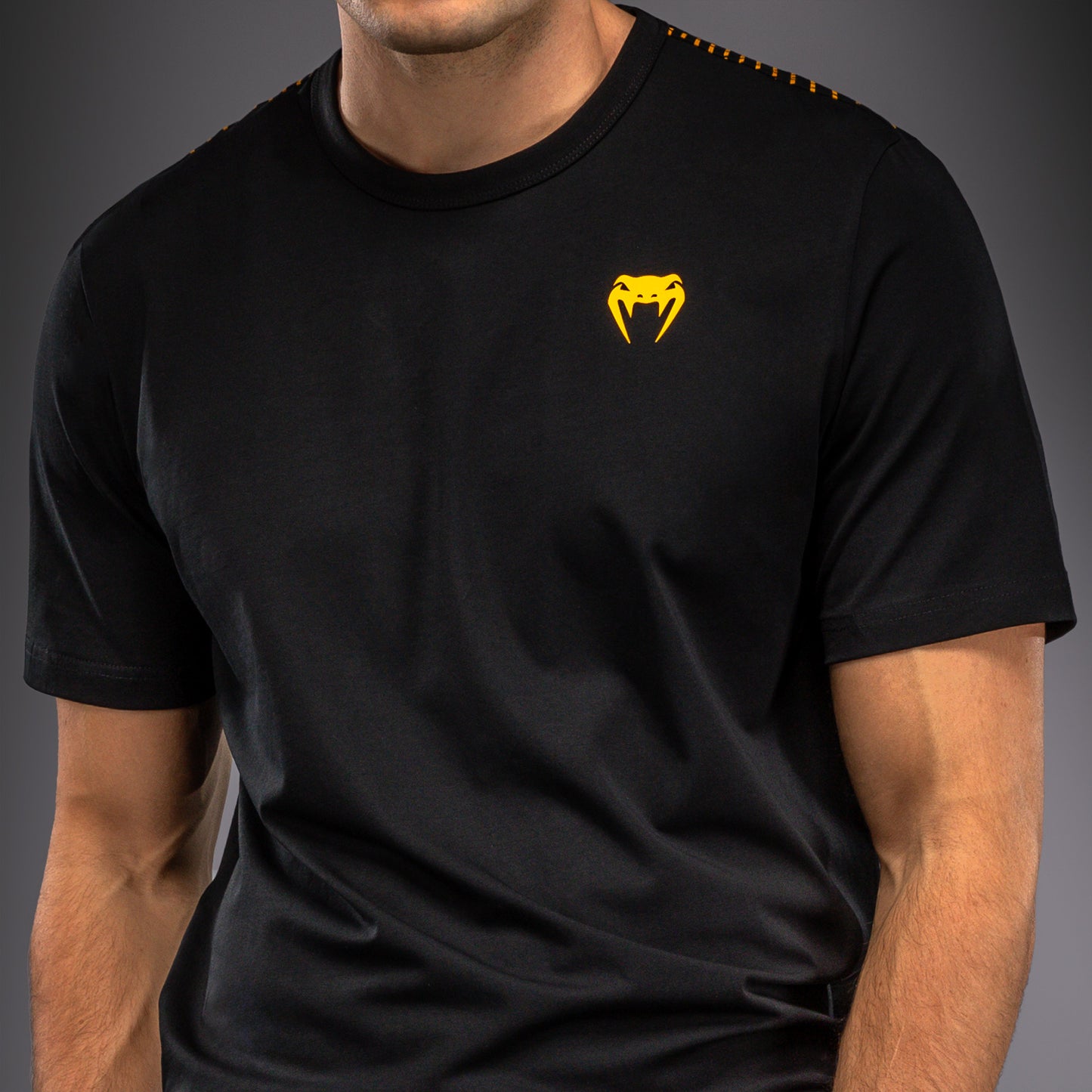 T-shirt Venum Quetzal Fury - Noir/Rouge Fury/Mandarine