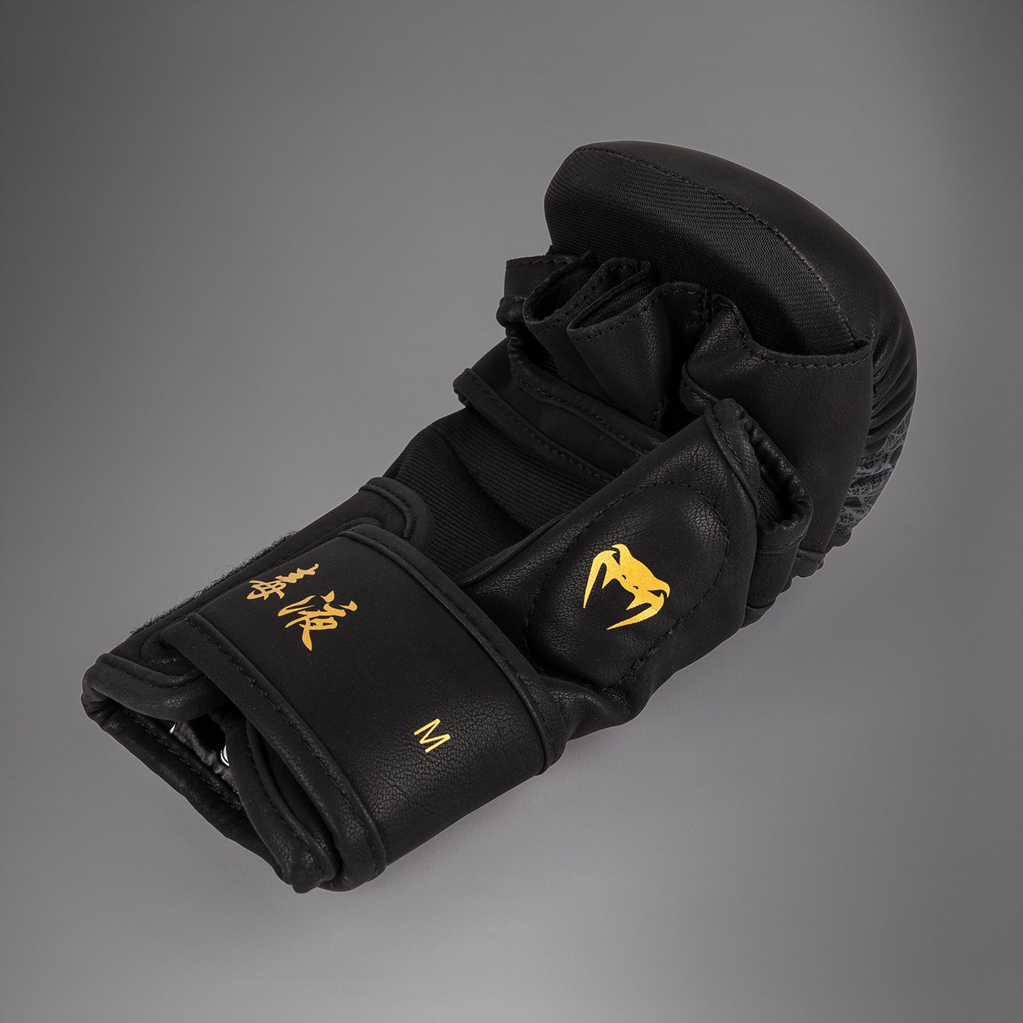 Gants de Sparring Venum Serpenti – Noir/Argent/Or - product-type_Gants de MMA