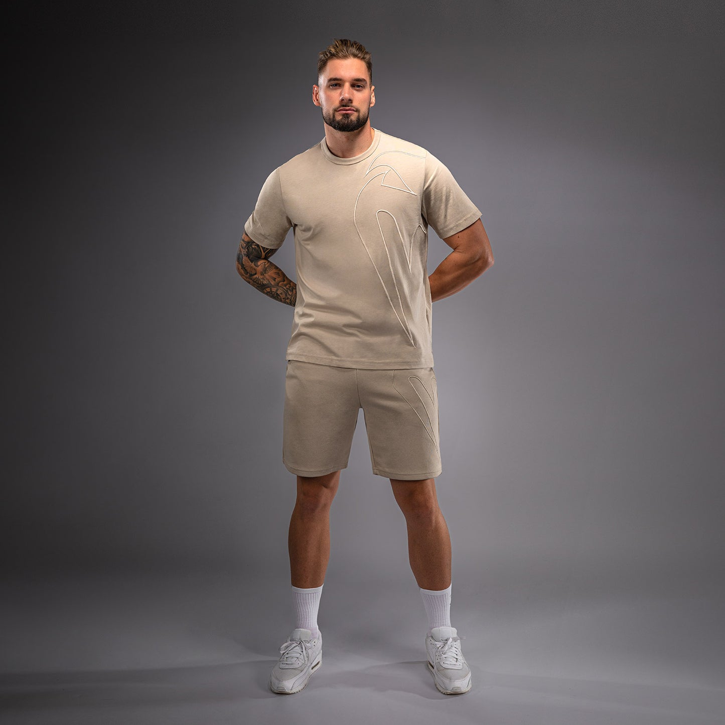 T-shirt Venum Giant 3D – Beige - product-type_T-Shirts