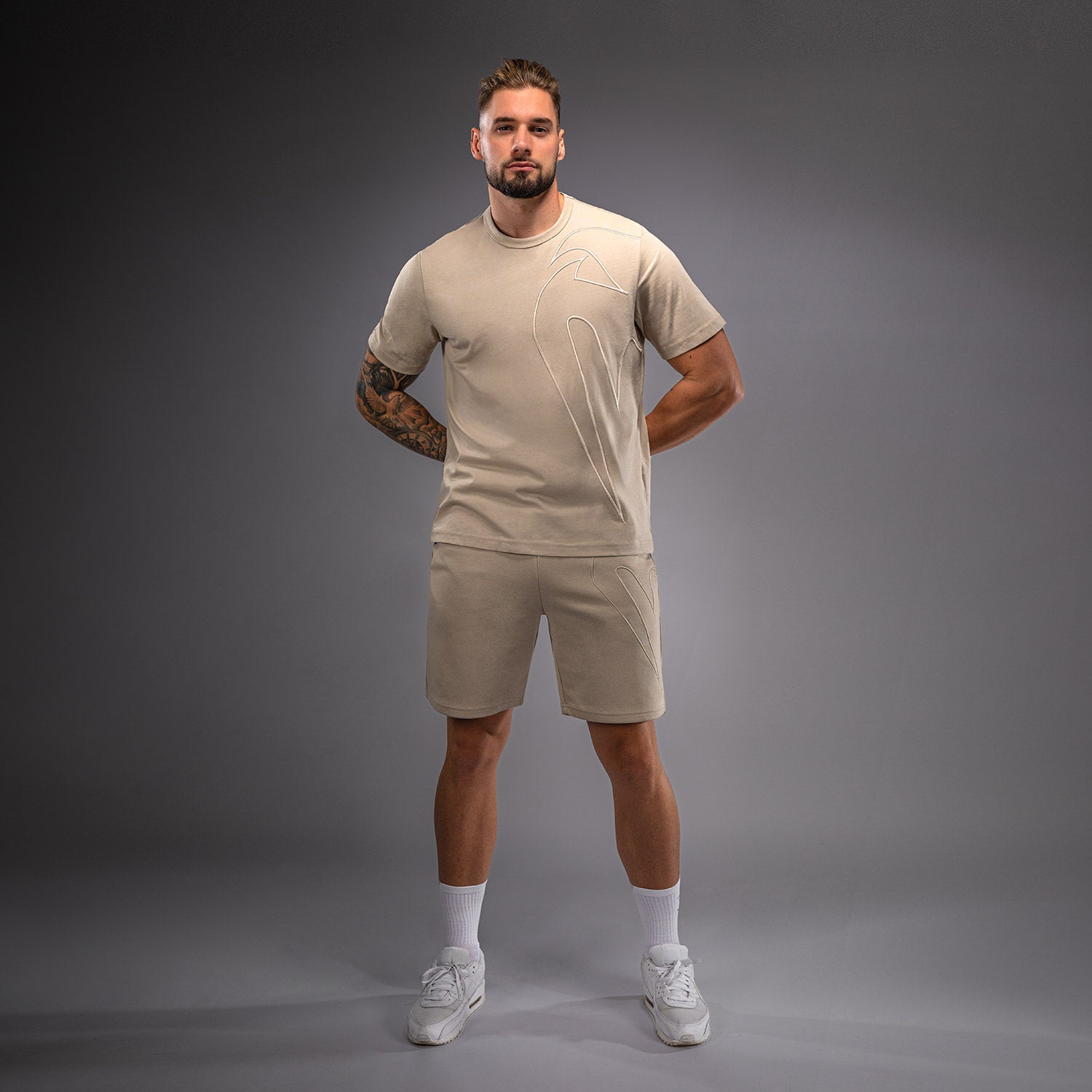 T-shirt Venum Giant 3D – Beige - product-type_T-Shirts