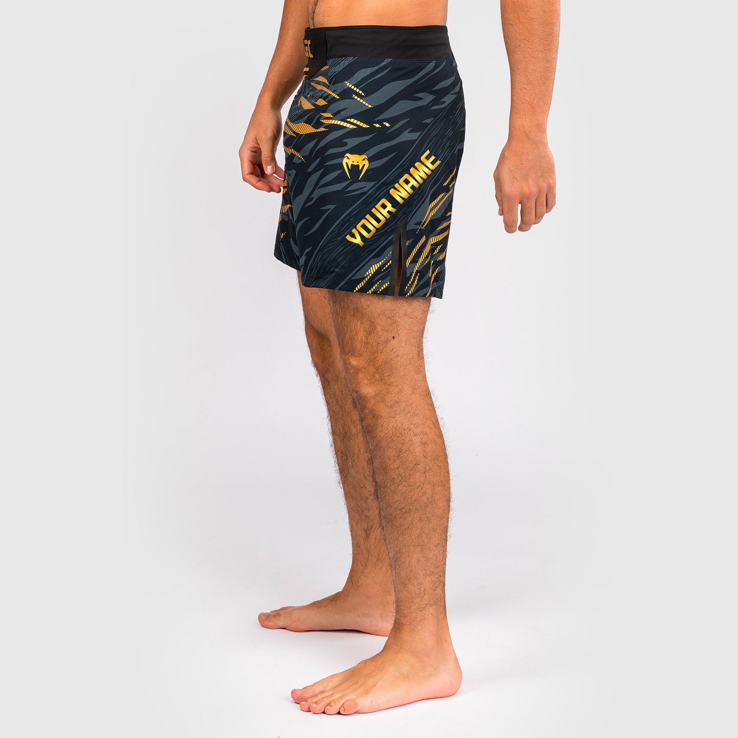 Shorts de Combat pour Hommes UFC Fusion by Venum Personnalisé Authentic Fight Night - Coupe Courte - Champion - product-type_Shorts de MMA