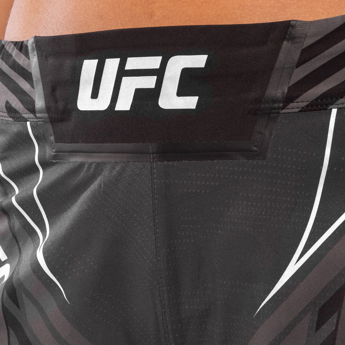 Short Femme Venum UFC Authentic Fight Night – Noir - product-type_Shorts de MMA