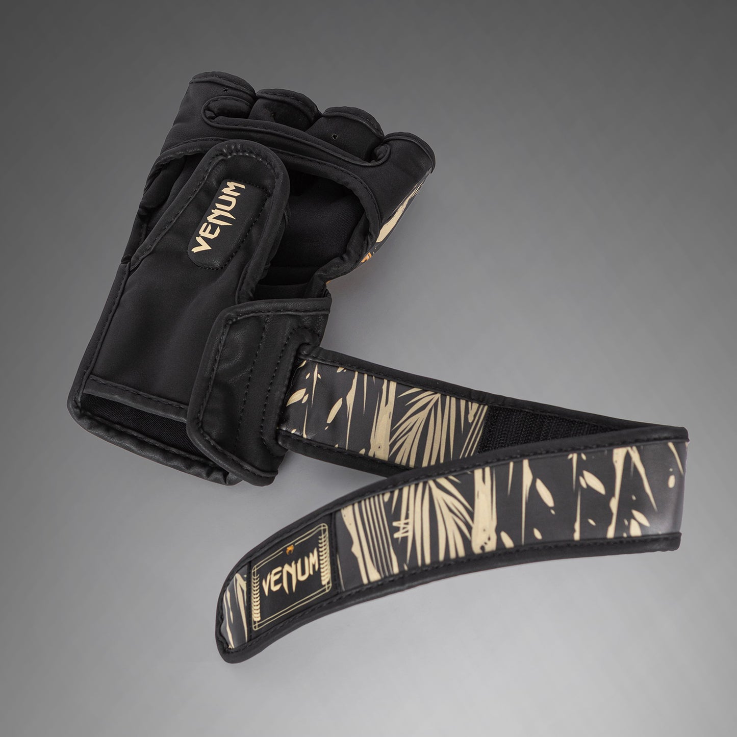 Gants MMA Venum Tiger pour Hommes - Noir/Orange Néon - product-type_Gants de MMA