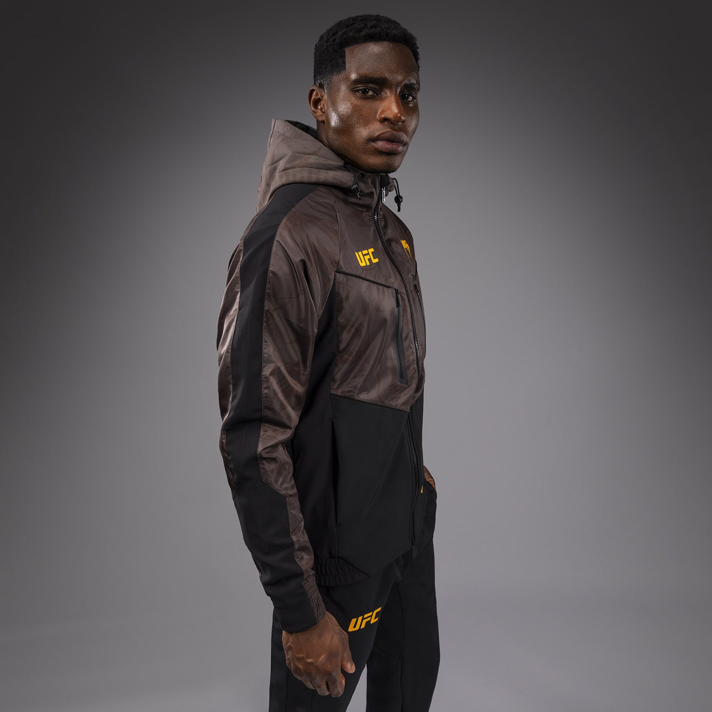 Veste à Capuche Zippé pour Hommes UFC Fusion by Venum Fight Week - Marron Terrestre - product-type_Vestes