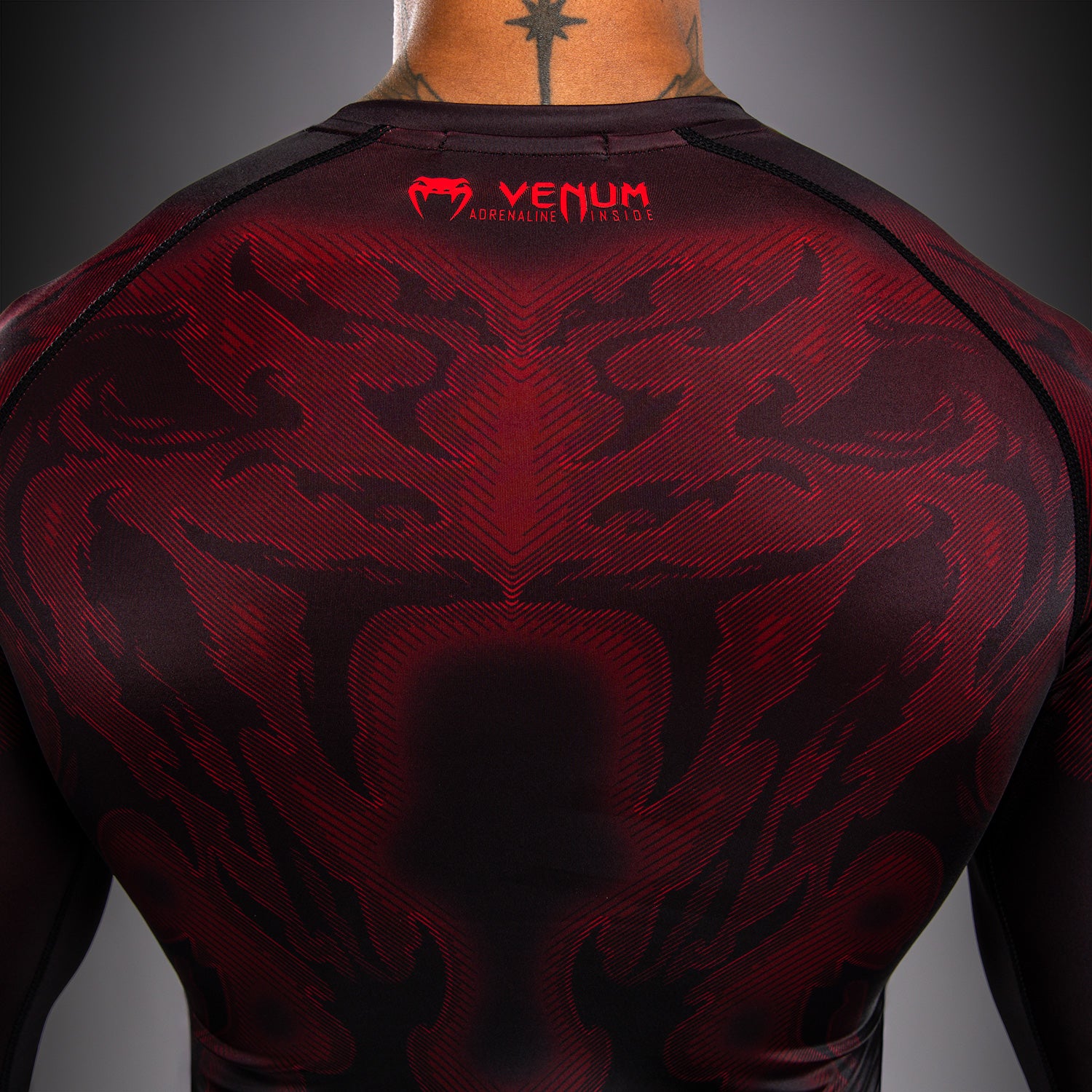Rashguard à Manches Longues Venum Spectre – Noir/Rouge - product-type_T-Shirts de Compression