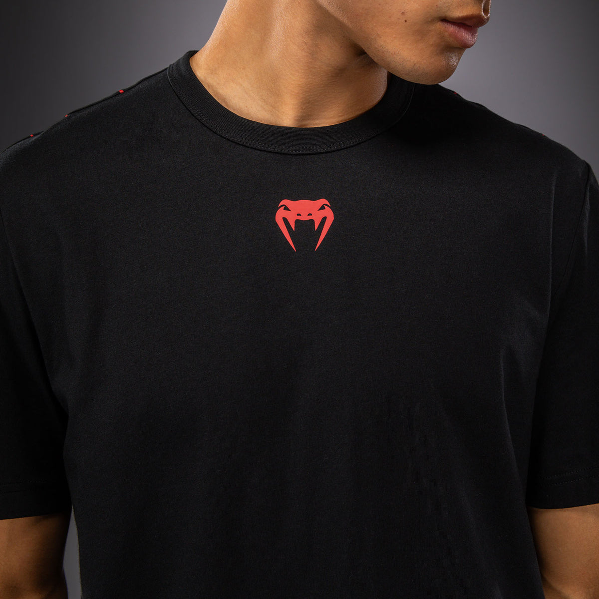 T-shirt Venum Amazonia Reborn - Noir/Rouge