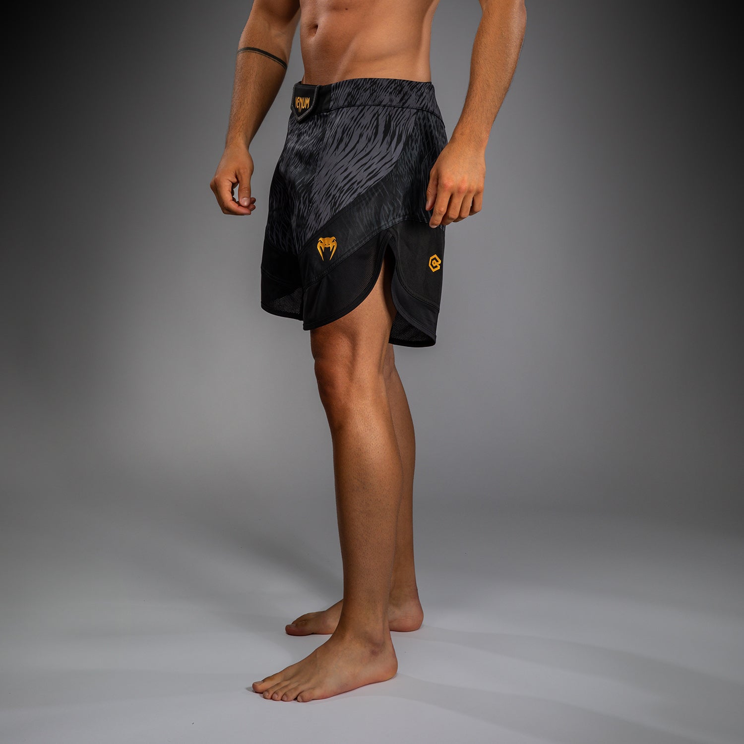 Short de combat Venum x Chimaev - Noir/Gris - product-type_Shorts de MMA