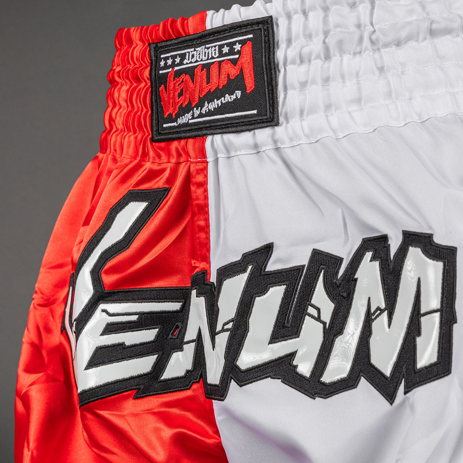 Short de Muay Thai Venum Inferno 2.0 - Rouge/Blanc - product-type_Shorts de Muay Thai