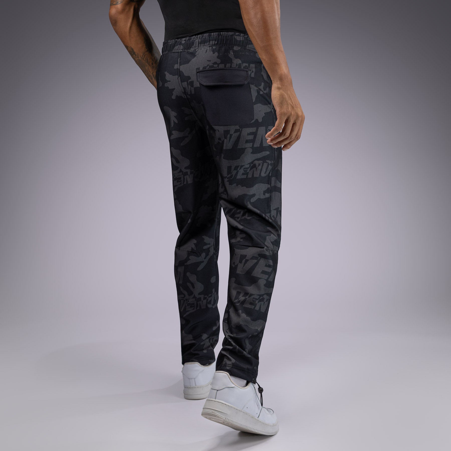 Jogging pour Hommes Venum Trooper - Noir/Charbon - product-type_Pantalons de jogging