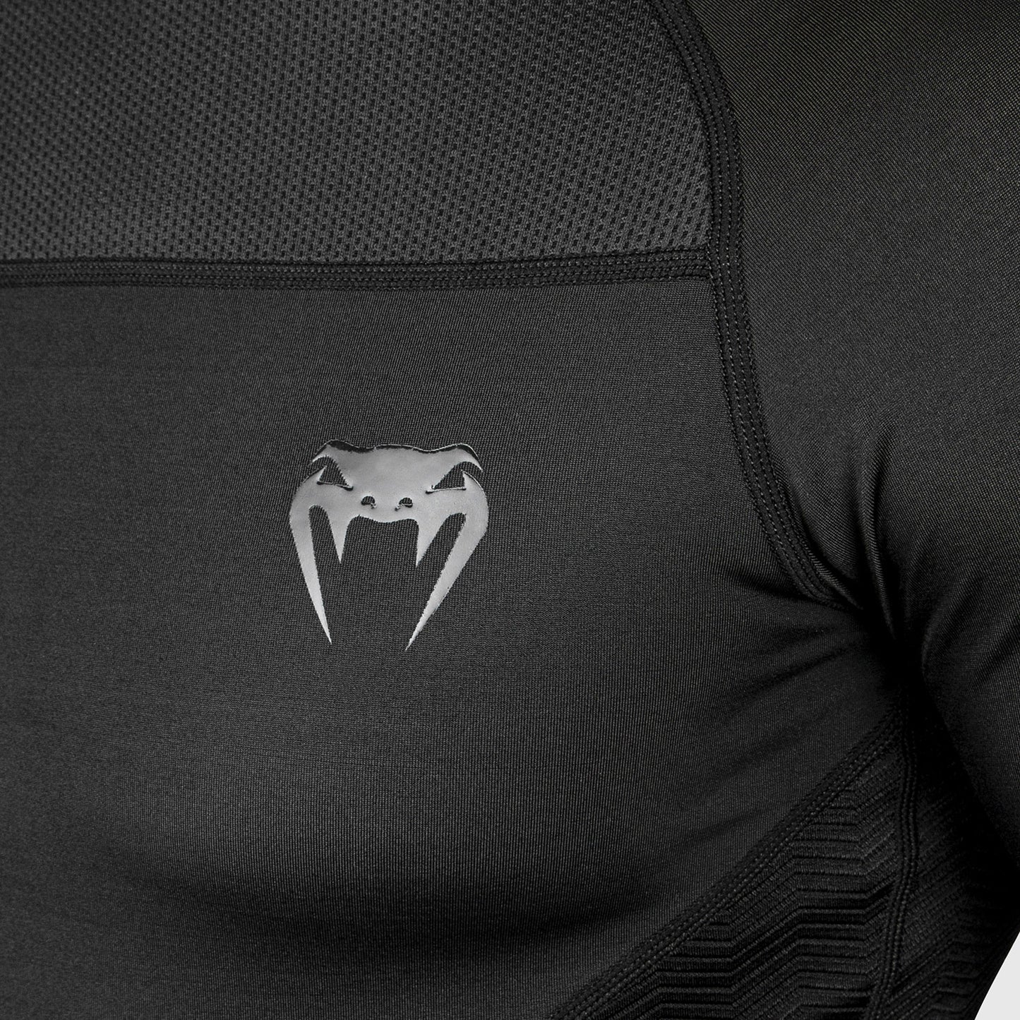 Rashguard Venum G-Fit - Manches Courtes- Noir - product-type_T-Shirts de Compression