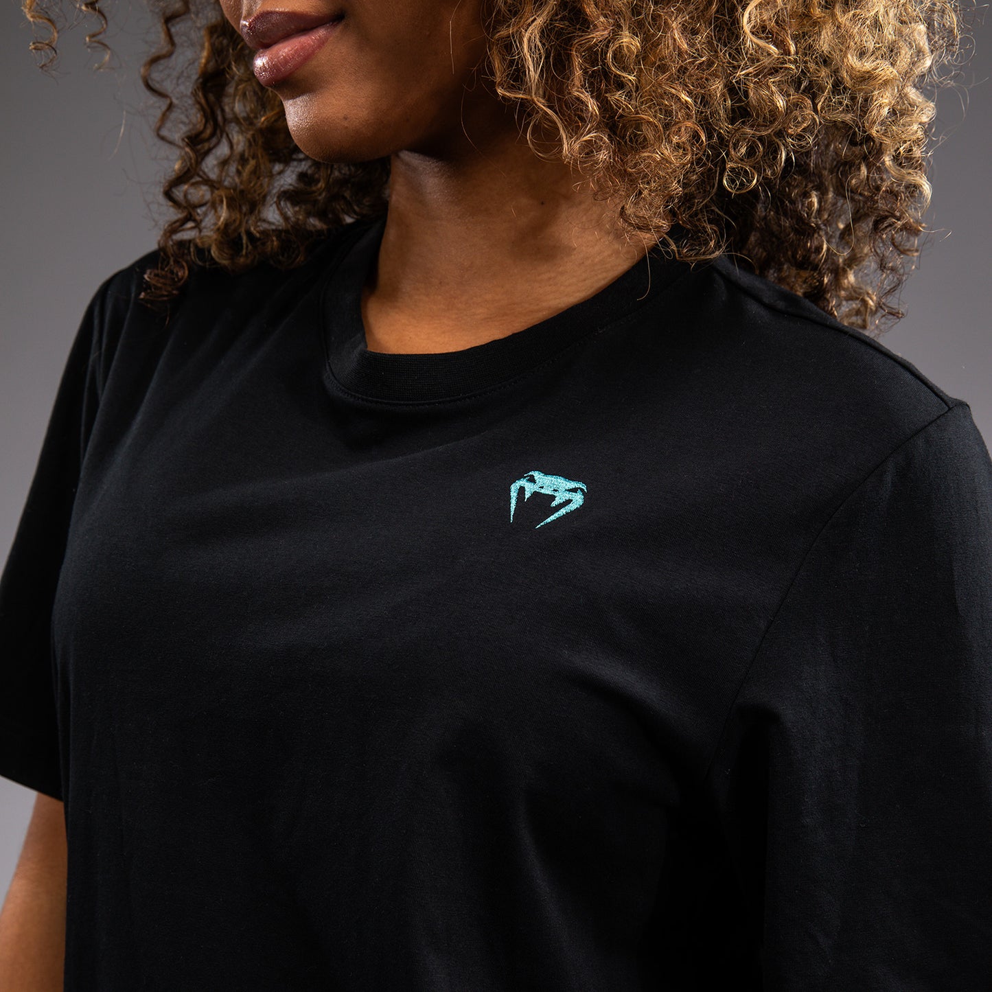 T-shirt Oversized Venum x Demi – Noir - product-type_T-Shirts