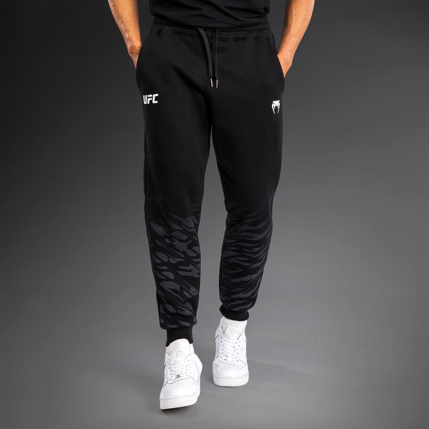 Pantalon pour Hommes UFC Fusion by Venum Replica - Noir - product-type_Pantalons de jogging