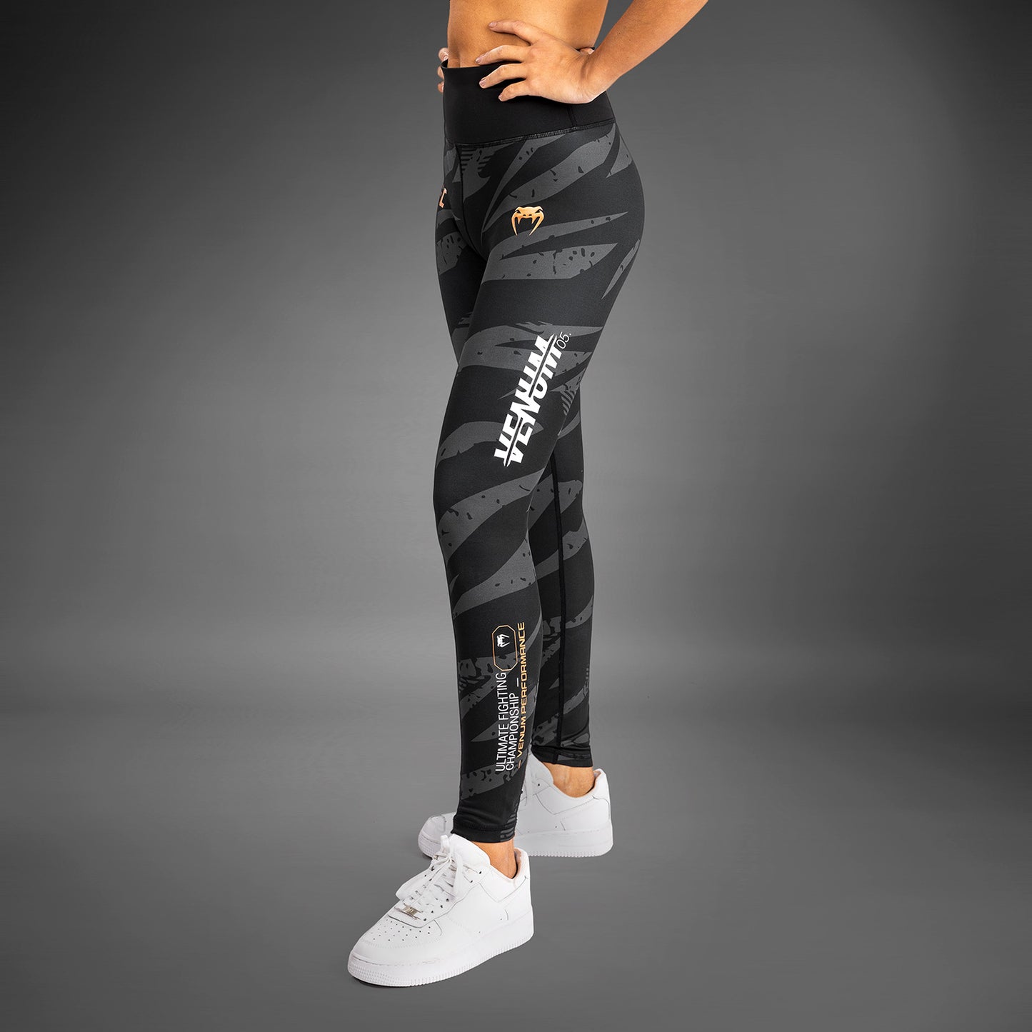 Legging pour Femmes UFC Adrenaline by Venum Fight Week Performance - Urban Camo - product-type_Leggings