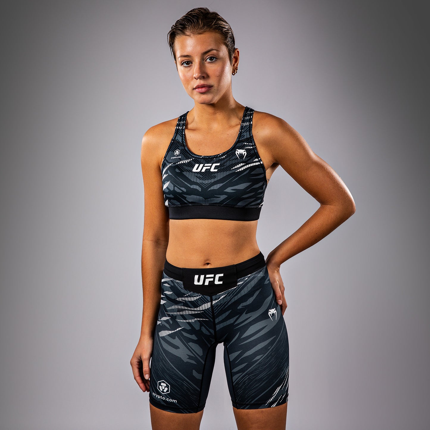 Brassière pour Femmes UFC Fusion by Venum Authentic Fight Night - Noir - product-type_Brassières de sport