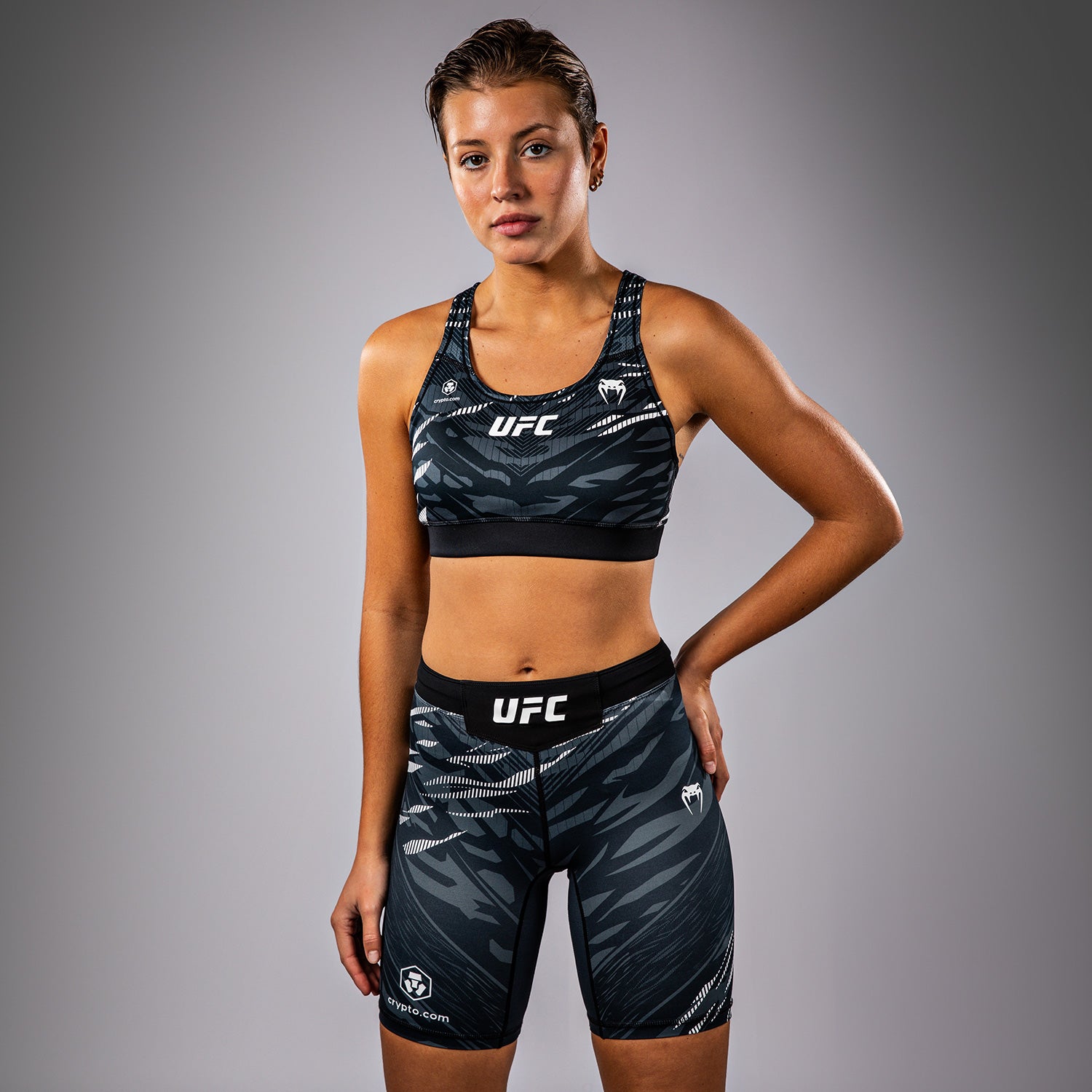 Brassière pour Femmes UFC Fusion by Venum Authentic Fight Night - Noir - product-type_Brassières de sport