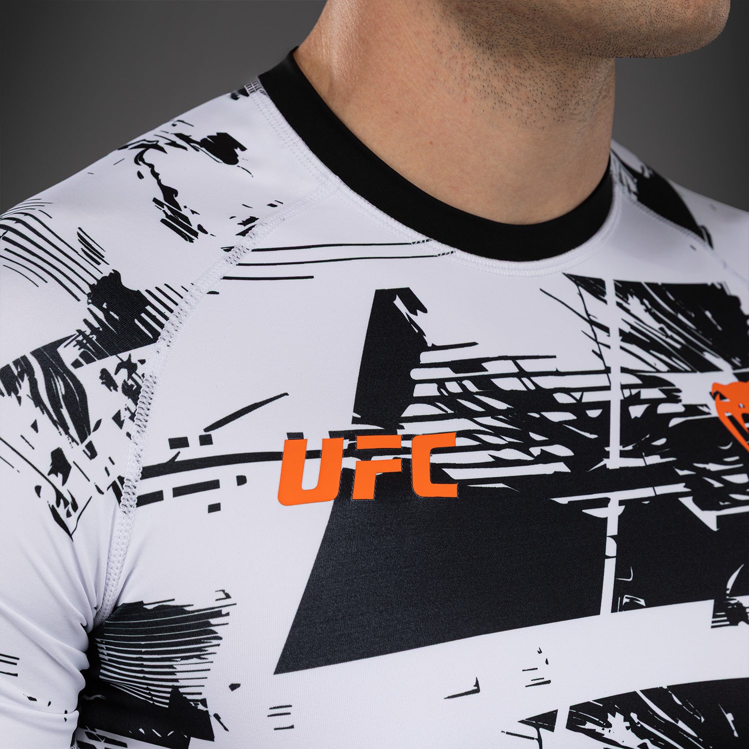 Rashguard manches courtes Performance Homme UFC Zenith by Venum Authentic Fight Week - Blanc - product-type_T-Shirts de Compression