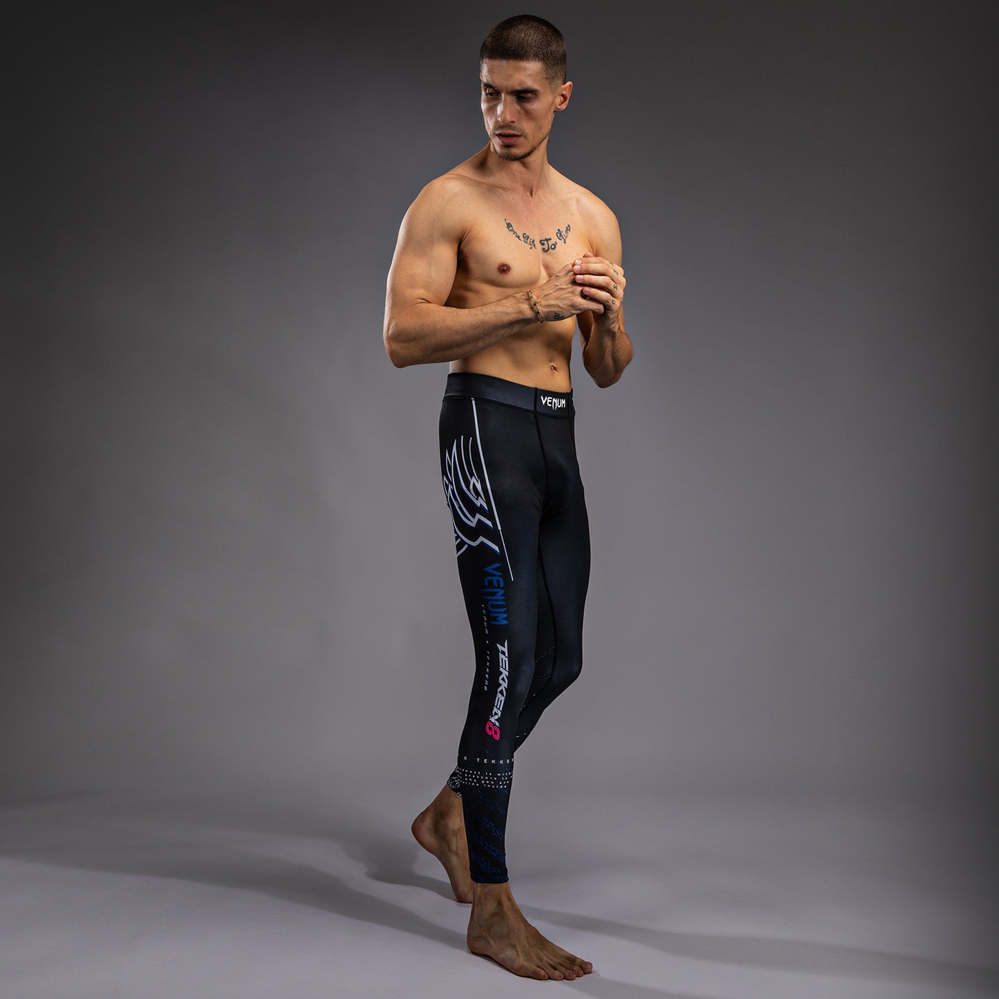 Pantalon de compression Venum x TEKKEN 8 - Jin Kazama - Bleu/Noir/Blanc - product-type_Pantalons de Compression